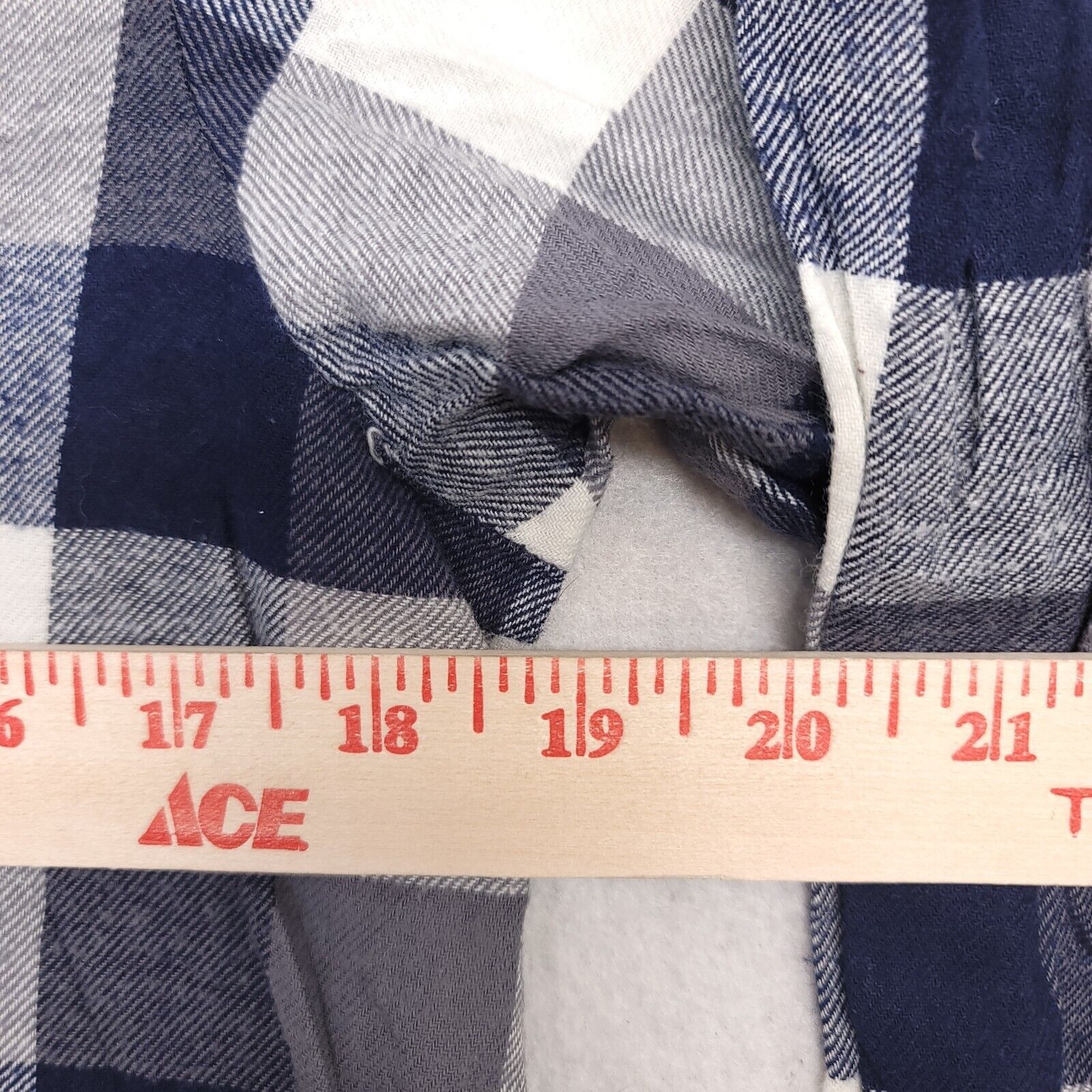 Club Room Club Room GIngham Flannel Shirt Mens Size M Blue Gray Size US M / EU 48-50 / 2 - 8 Thumbnail