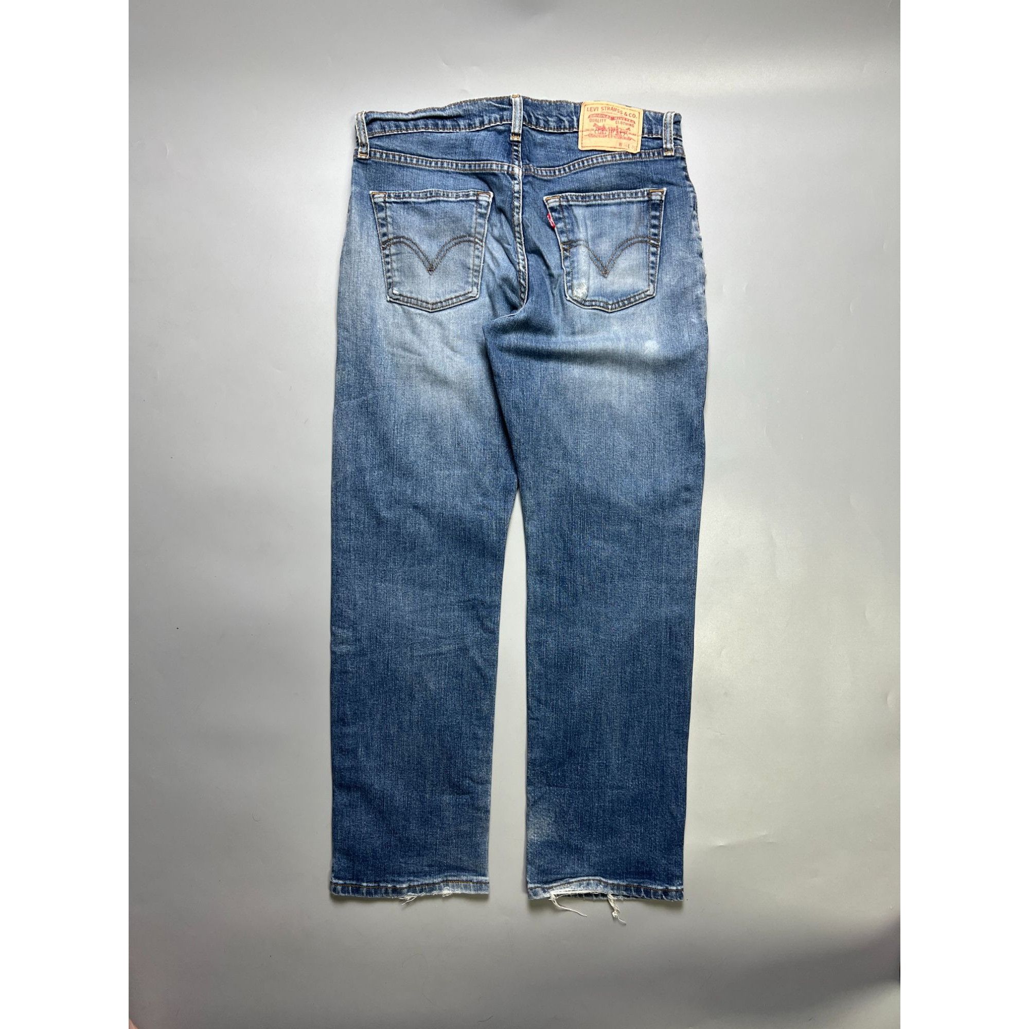 Levi's Vintage Clothing Levi’s Vintage Distressed Denim Jeans Pants (Y1048) Size US 34 / EU 50 - 12 Thumbnail