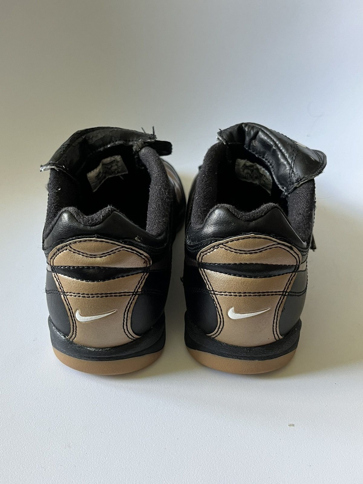 Nike Nike Total 90 Vintage Football Boots Bronze and Black Rare Size US 7 / EU 40 - 5 Thumbnail