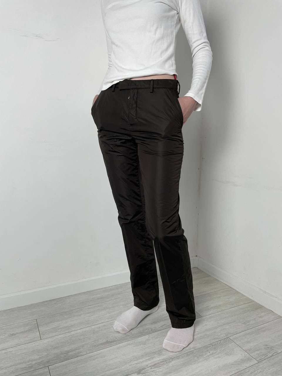 Prada Prada Women insulated pants nylon casual Old money style Size US 30 / EU 46 - 4 Thumbnail
