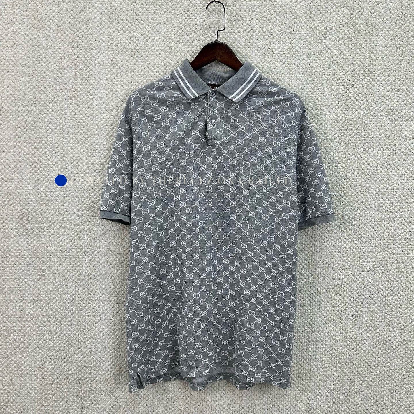 Gucci Classic GG Monogram Polo in Gray Size US L / EU 52-54 / 3 - 1 Thumbnail