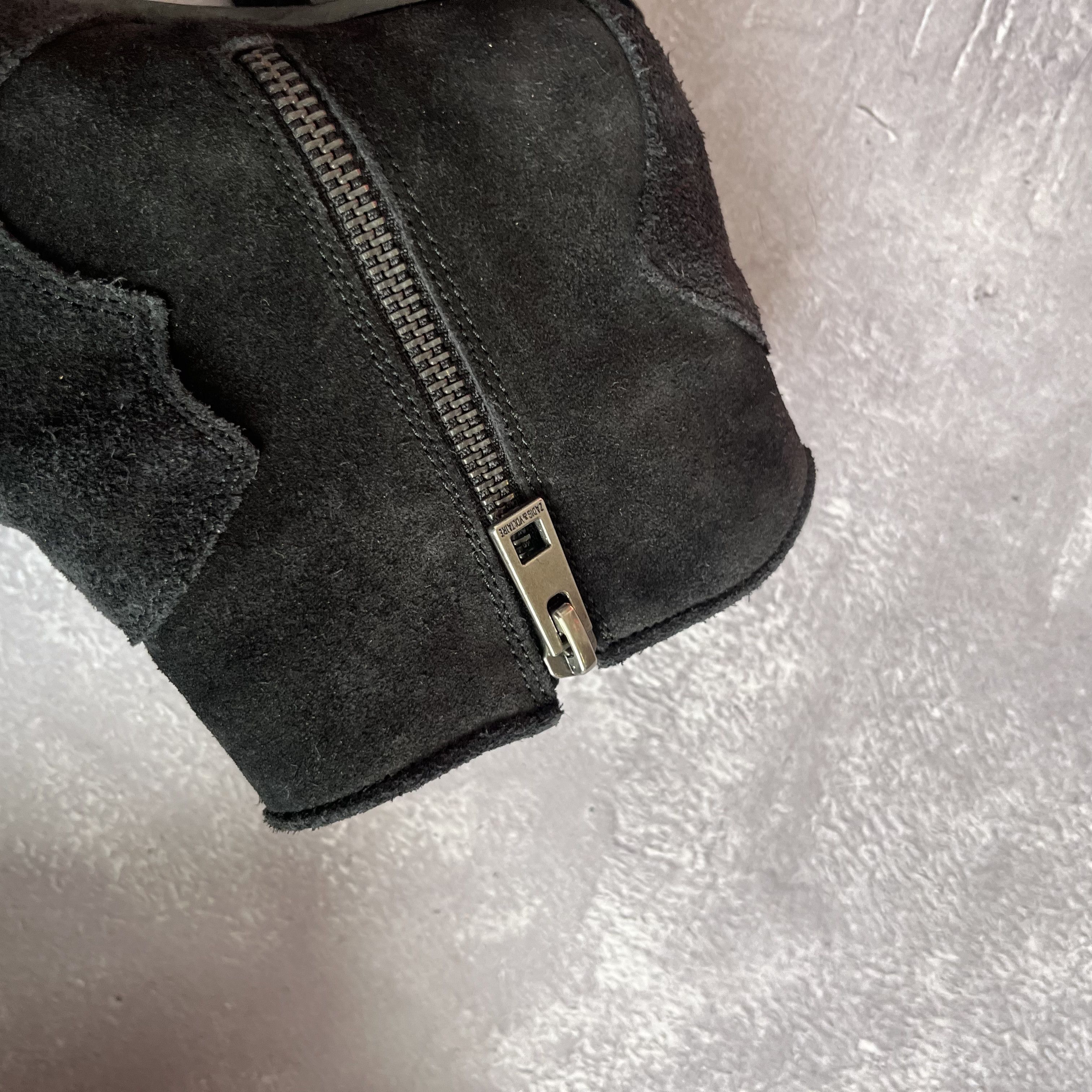 Zadig & Voltaire Zagid & Voltaire Suede Ankle Booties Block Heel Western Size US 7 / IT 37 - 4 Thumbnail