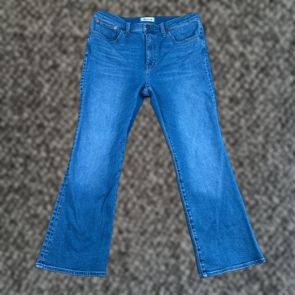 Madewell Madewell Women's Jeans Cali Demi-Boot Size 31 High Rise Blue Raw Hem Stretch Size 24" / US 00 / IT 34 - 1 Thumbnail