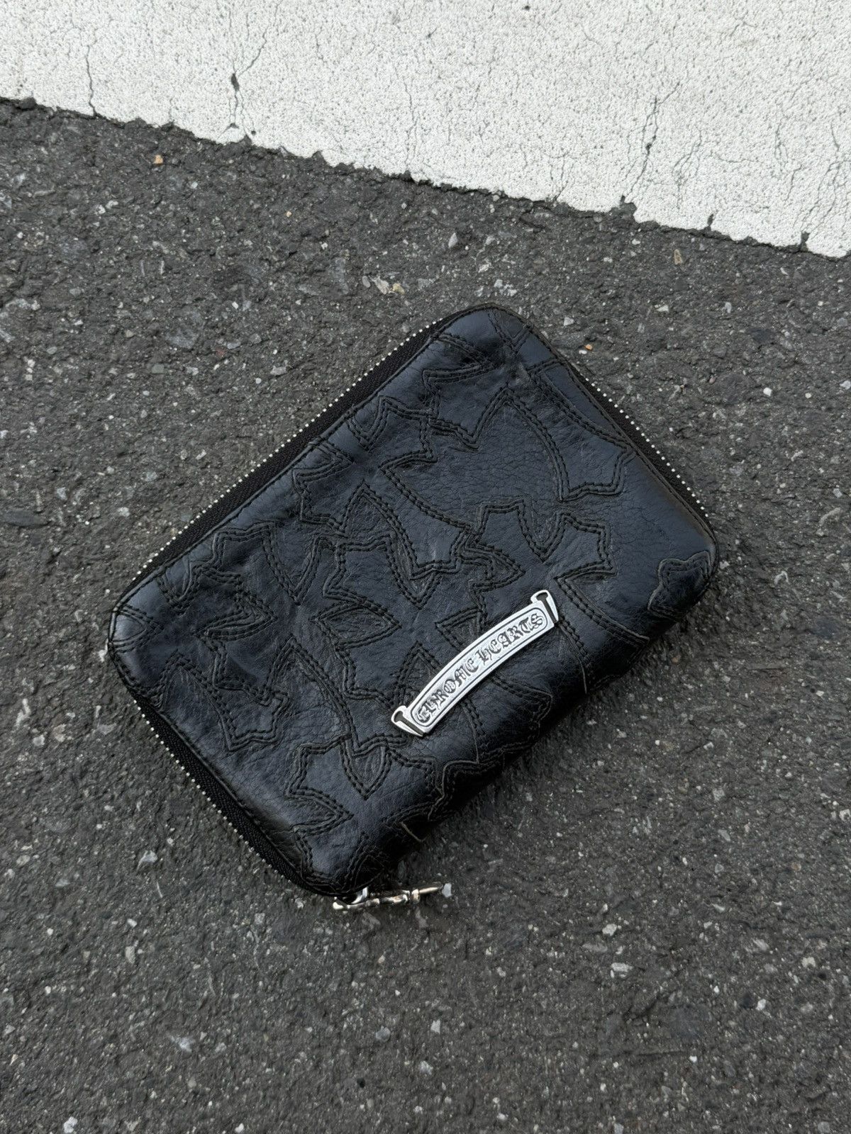 Chrome Hearts Chrome Hearts Cemetery Black Leather Cross Patch Zip Wallet Size ONE SIZE - 2 Thumbnail