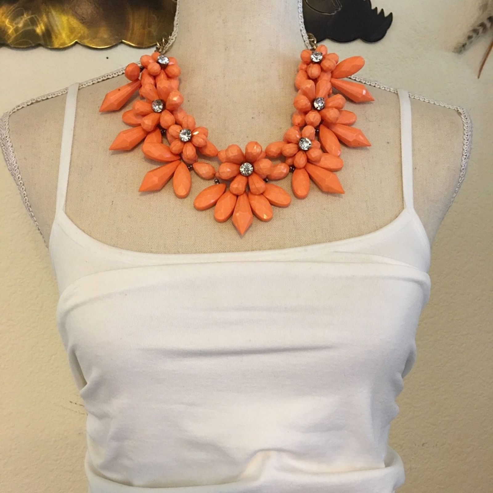 Vintage Vintage 90s faceted creamsicle chandelier necklace Size ONE SIZE - 3 Thumbnail
