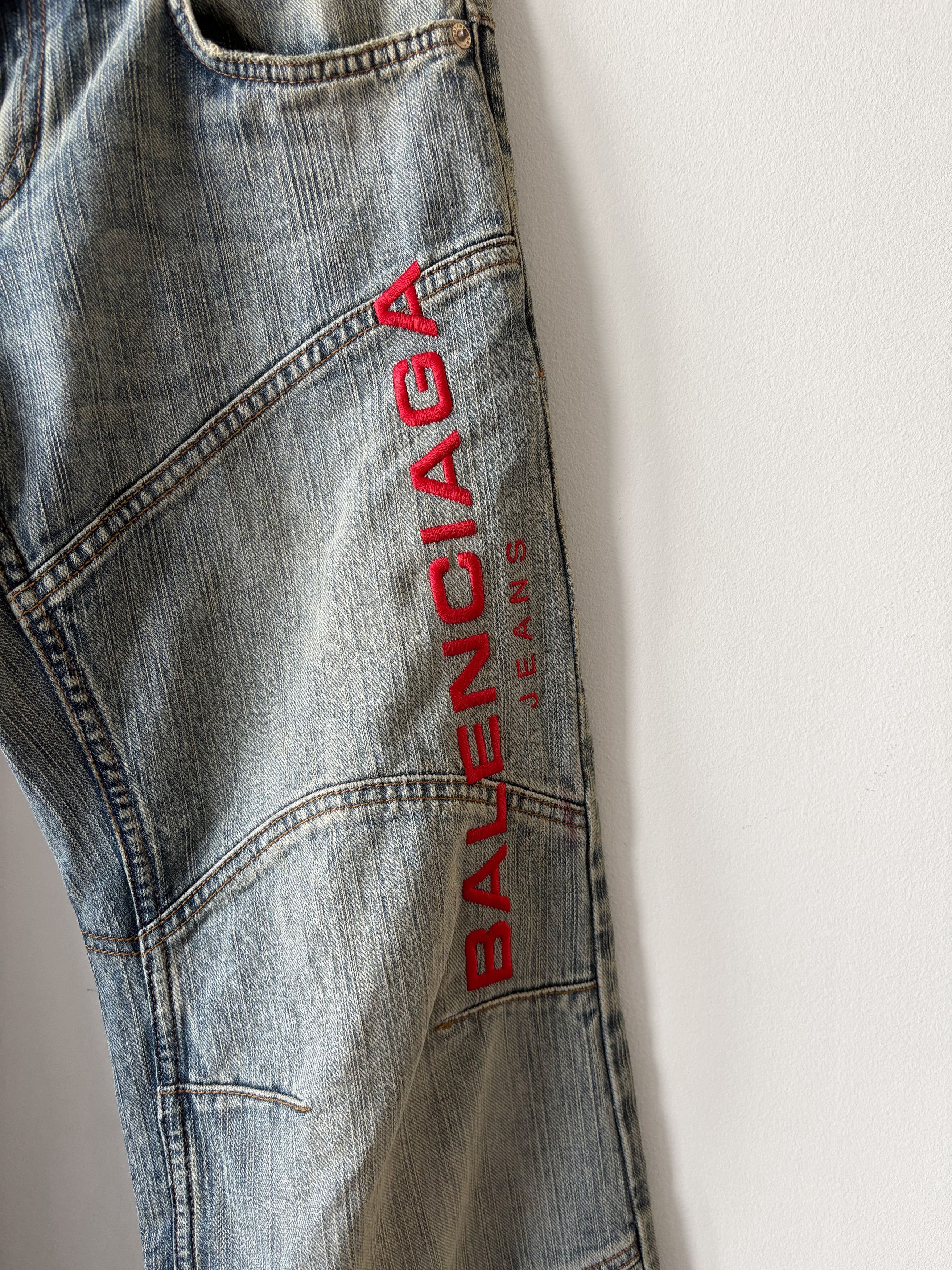 Balenciaga Balenciaga SS25 Layered Low Waisted jeans with attached polo Size US 28 / EU 44 - 6 Thumbnail