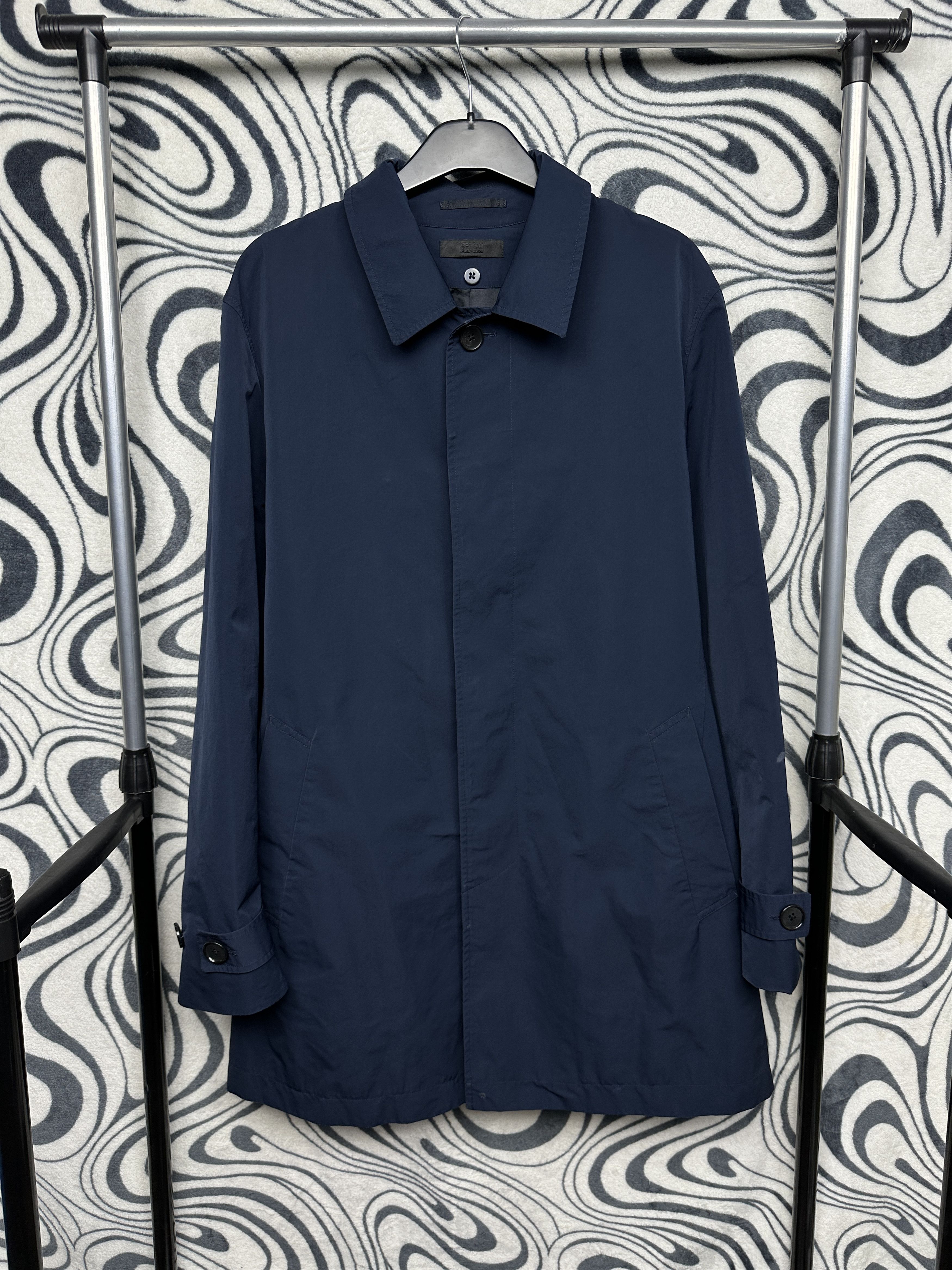 Uniqlo Uniqlo Mens Nylon Trench Coat Jacket Raincoat Waterproof Size US L / EU 52-54 / 3 - 1 Thumbnail