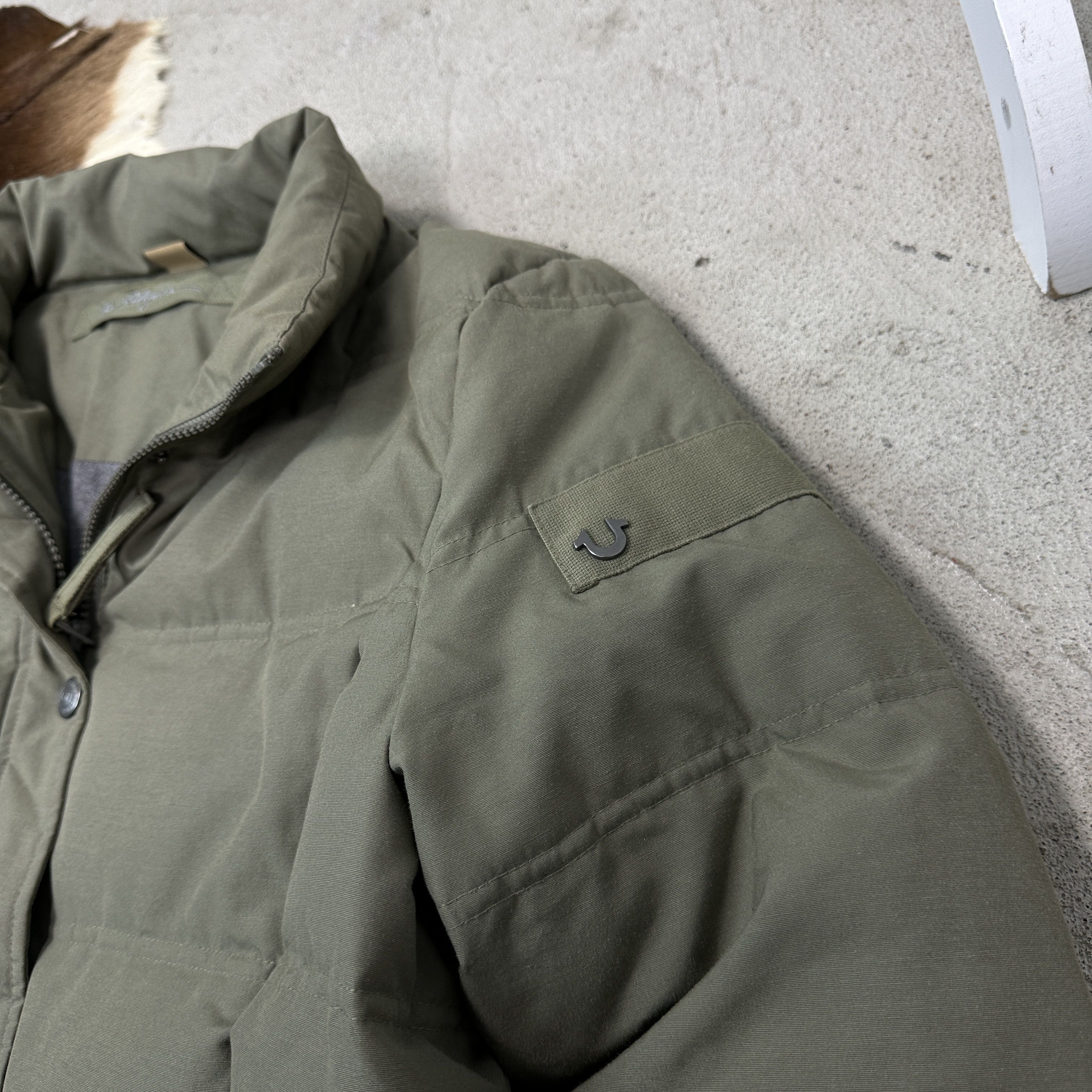 True Religion Vintage Gorpcore Outwear True Religion Down Jacket Y2K Size L / US 10 / IT 46 - 3 Thumbnail