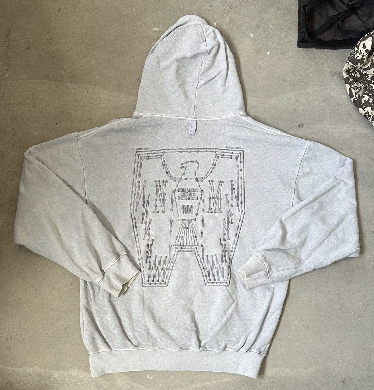 Japanese Brand NOMANUAL. EMBROIDERY HOODIE Size US XXL / EU 58 / 5 - 9 Thumbnail