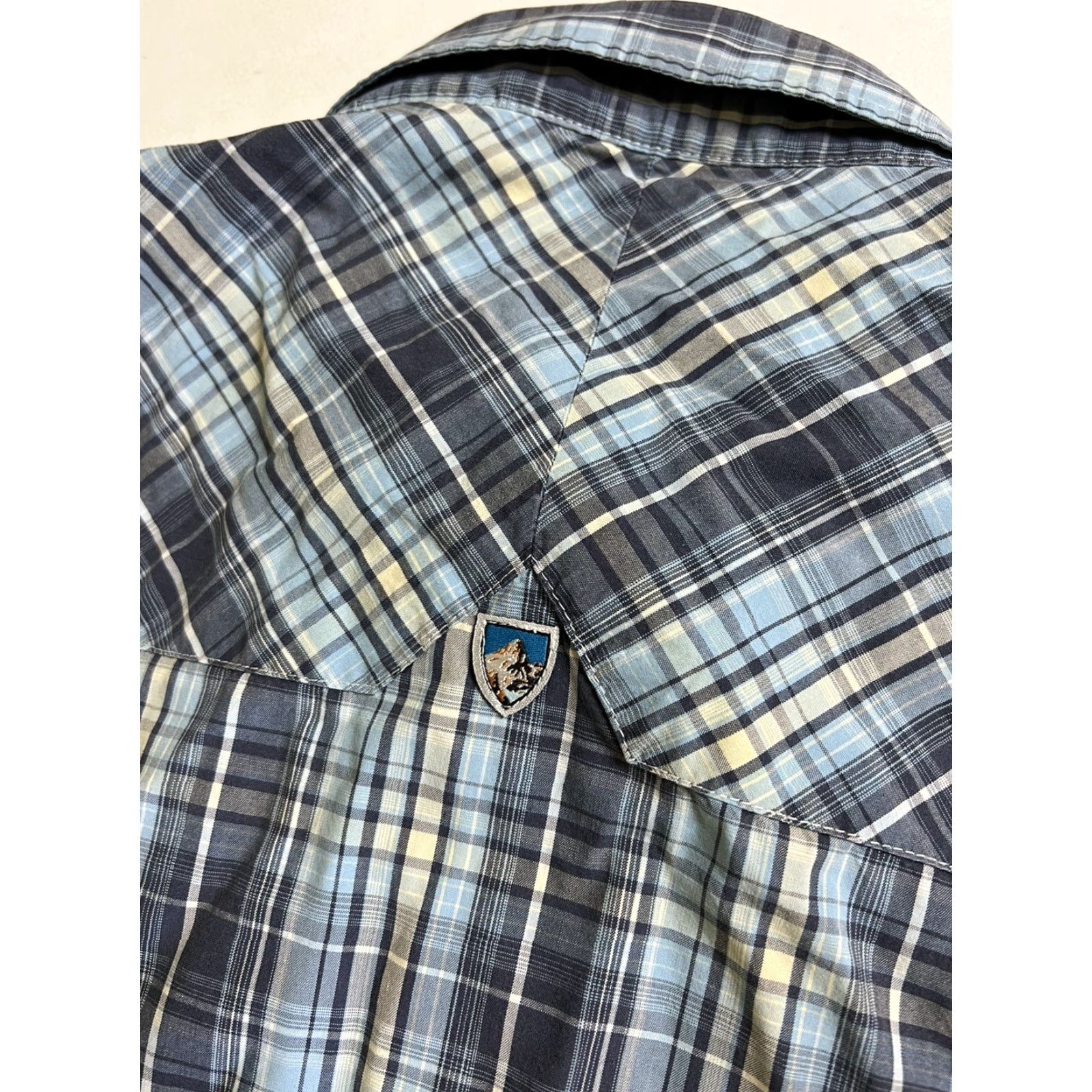 Vintage KUHL SUNCEL MEN'S PLAID BUTTON UP BLUE WHITE SHIRT MEDIUM Size M Casual Shirt Mens Size US M / EU 48-50 / 2 - 4 Thumbnail