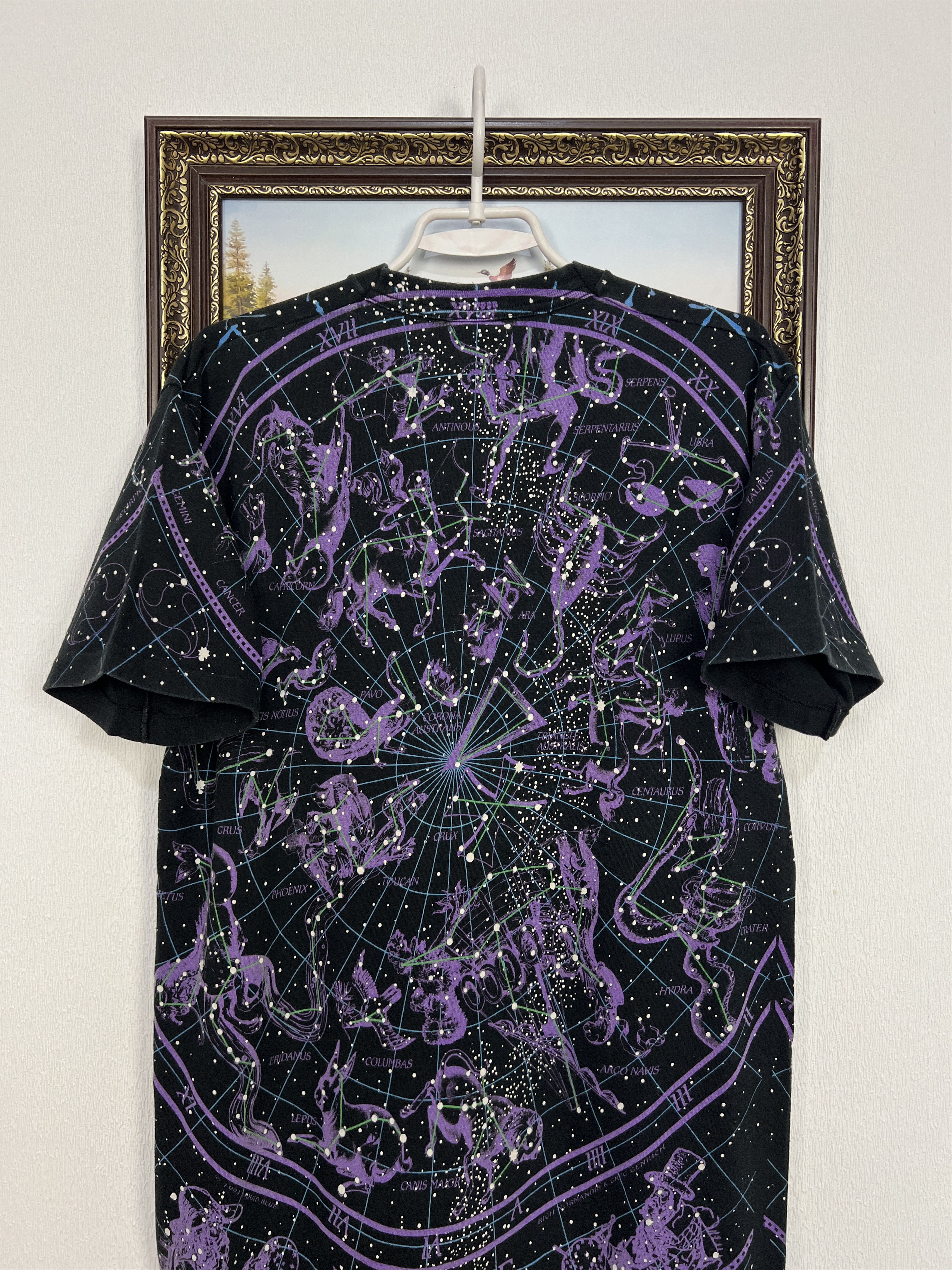 Liquid Blue Vintage 90's Liquid Blue Hemisphere Boreal Astrology Shirt Size US L / EU 52-54 / 3 - 14 Thumbnail