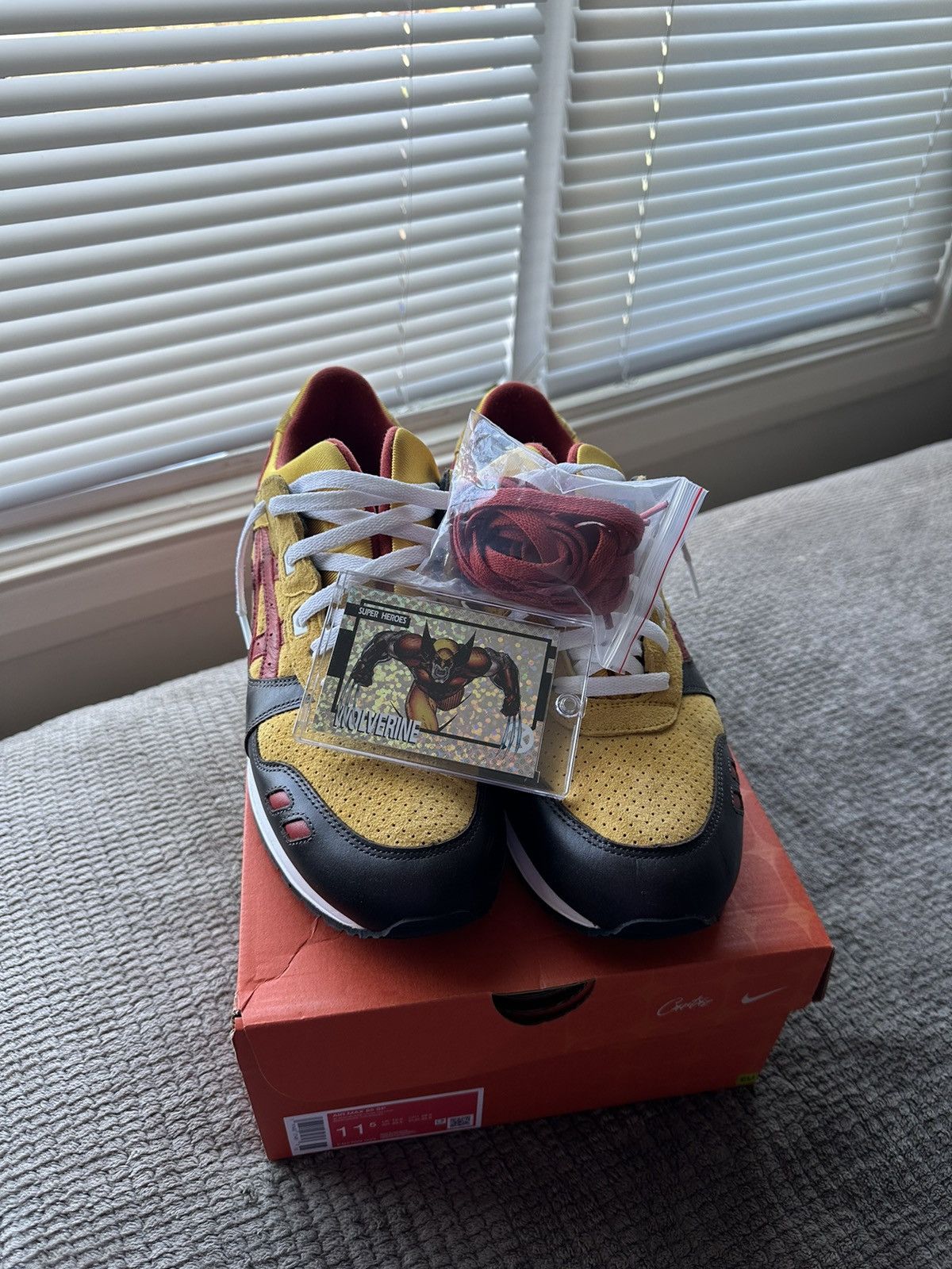 Asics × Kith Kith x Marvel x Asics Gel Lyte 3 - Wolverine 1980’ Size US 11.5 / EU 44-45 - 4 Thumbnail