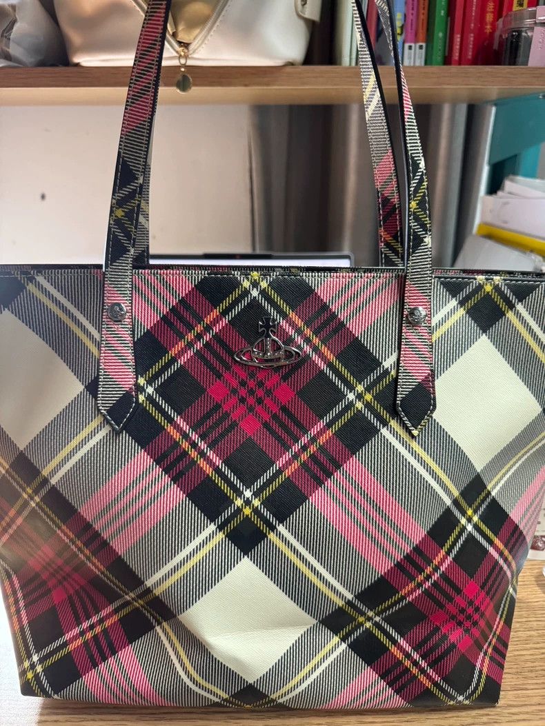 Vivienne Westwood Vivienne Westwood size os Grainy tote bag Size ONE SIZE - 1 Thumbnail