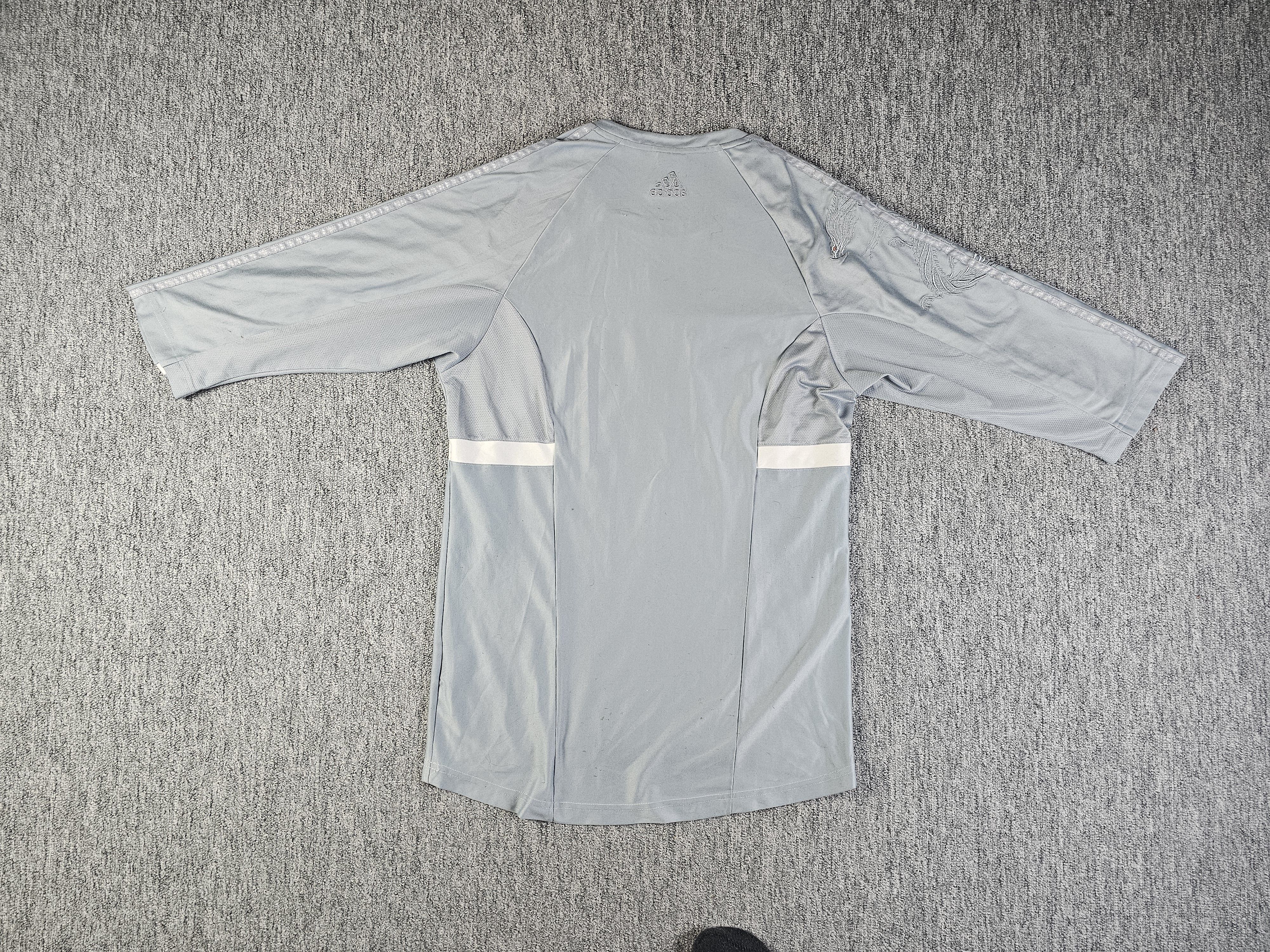 Adidas Adidas Beckham Predator Dragon Embroidered Gray Jersey 2005 Size US L / EU 52-54 / 3 - 2 Thumbnail