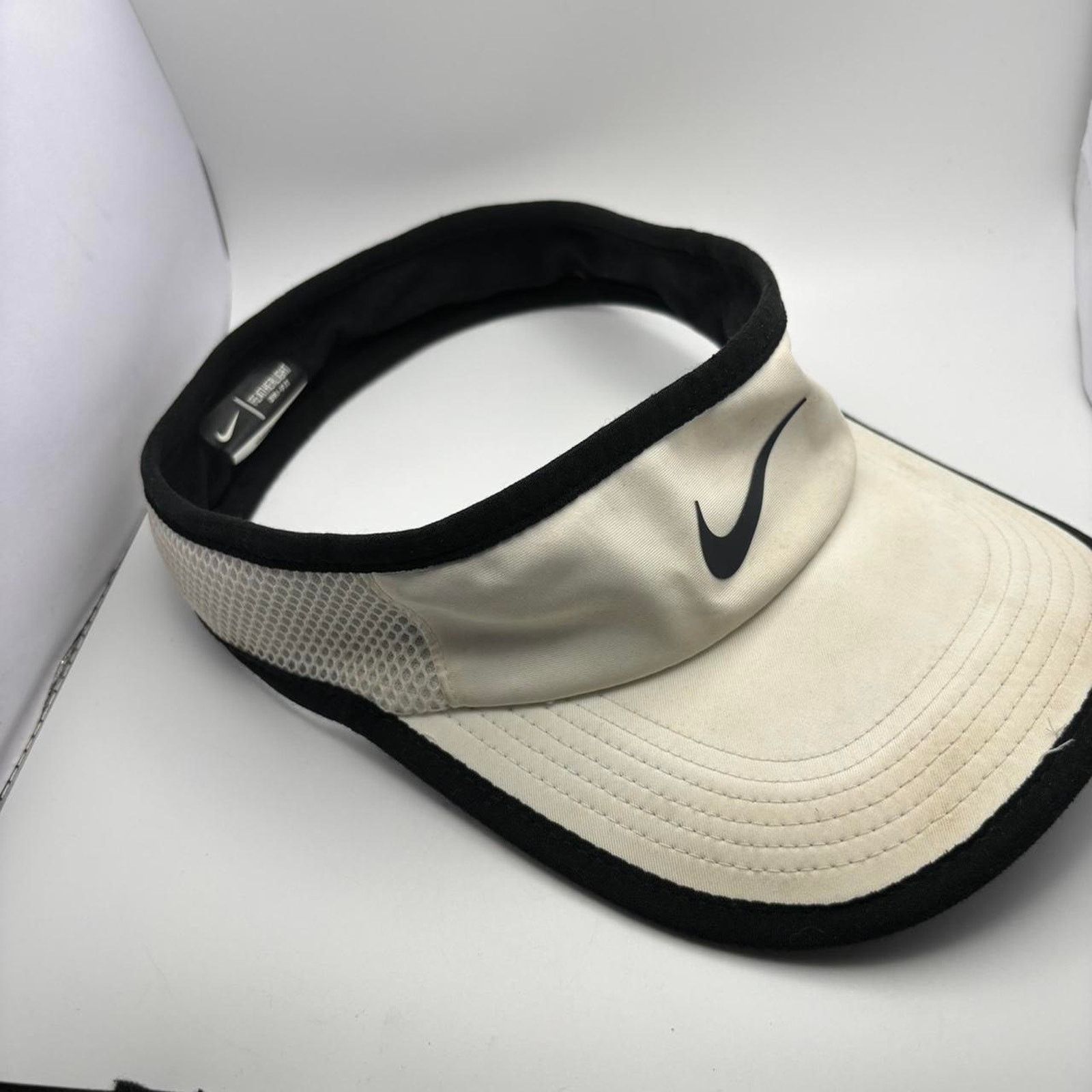 Nike White & Black Nike Visor Size ONE SIZE - 2 Thumbnail