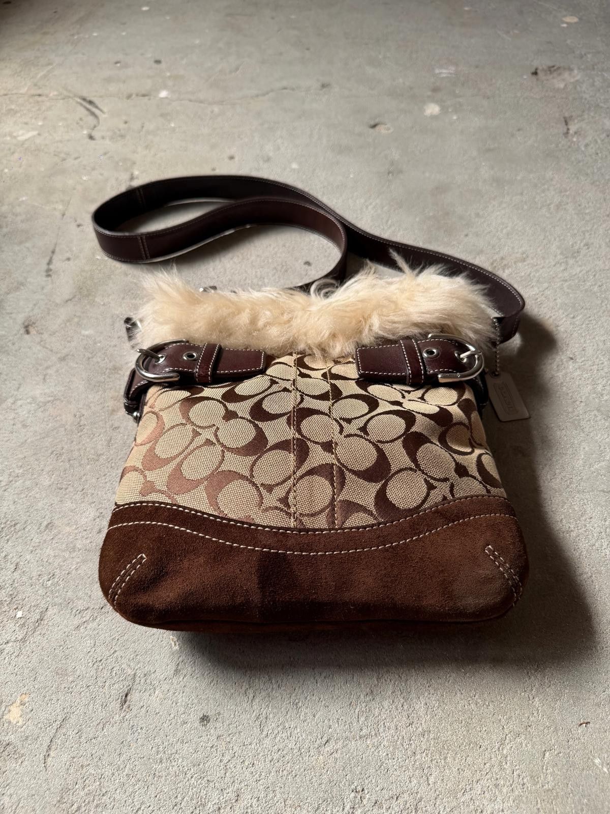 Coach Coach Signature Shearling Fur Shoulder Bag Beige/Brown Size ONE SIZE - 8 Thumbnail