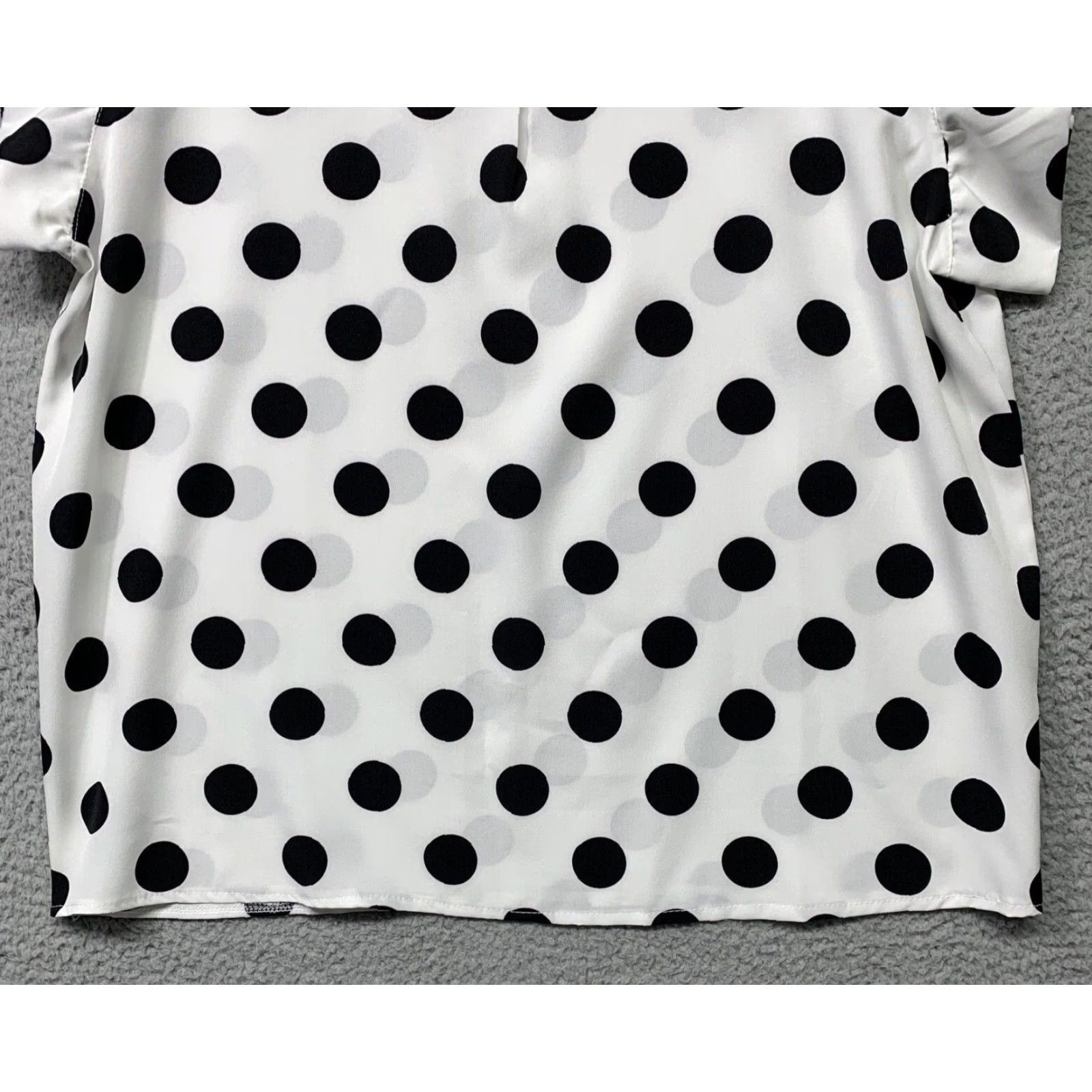 X-LARGE VINTAGE? Women's Unbranded White Blouse Black Polka Dot XL XS? Size XL / US 12-14 / IT 48-50 - 3 Thumbnail
