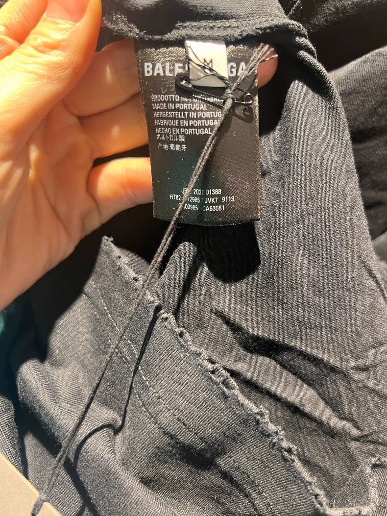 Balenciaga Balenciaga Alien Short Sleeve Size M Size US M / EU 48-50 / 2 - 3 Thumbnail