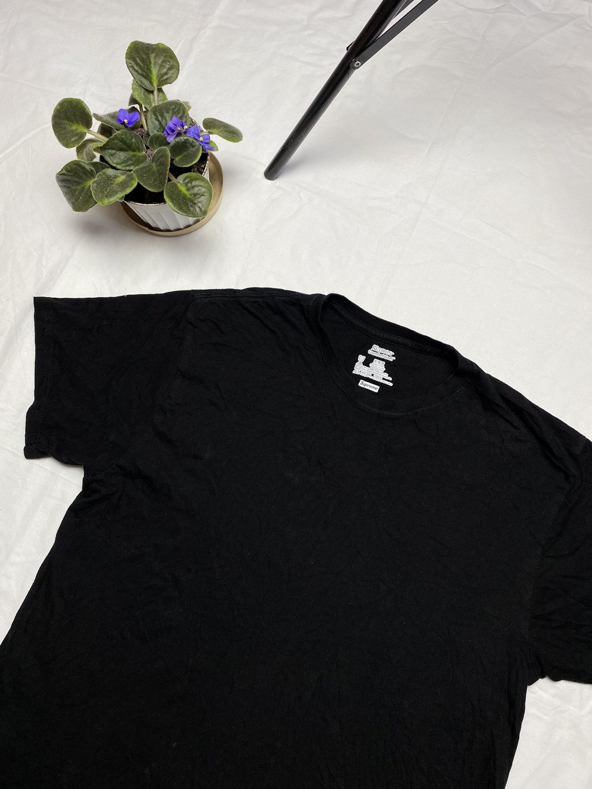 Supreme × Vintage Supreme hanes t shirt Size US M / EU 48-50 / 2 - 2 Thumbnail