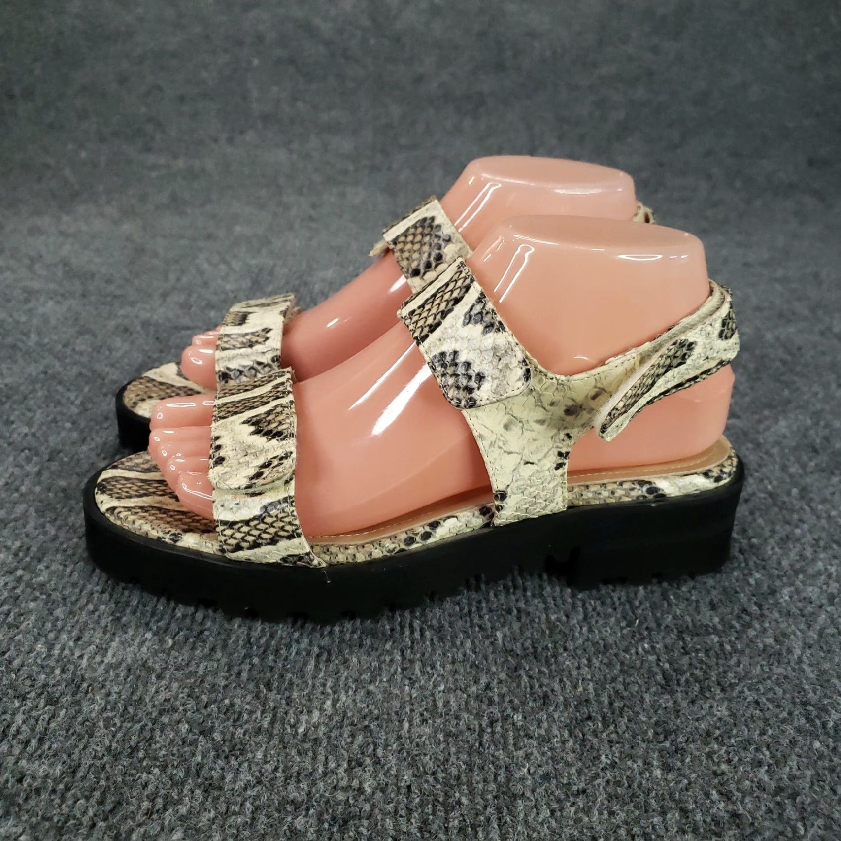 Vibram VINTAGE Ron White Sandals Womens 7 Snake Print Leather Platform Vibram Sole Italy Beige Strappy Adjustable Hook & Loop Slip Resistant Leather Insole Size US 7 / IT 37 - 4 Thumbnail