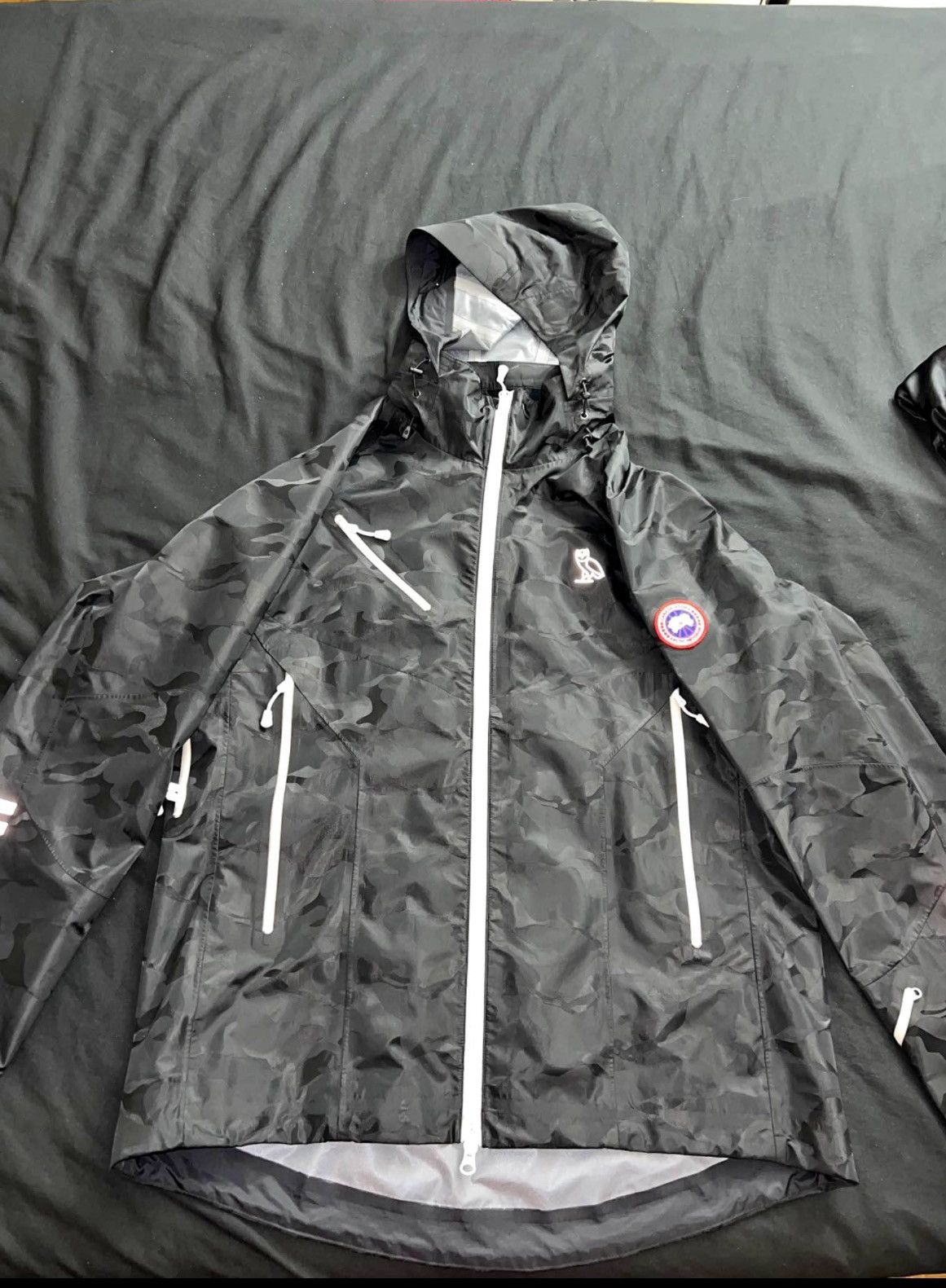 Canada Goose × October's Very Own CANADA GOOSE x OVO XL CAMO JACKET DISCONTINUED ( RARE) Size US XL / EU 56 / 4 - 10 Thumbnail