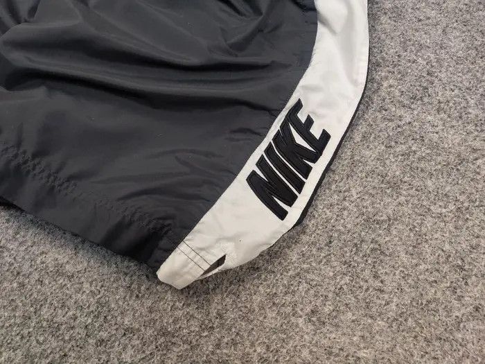Nike Vintage 90's Nike swoosh Gray Shorts nylon casual Y2K Style Size US 34 / EU 50 - 7 Thumbnail