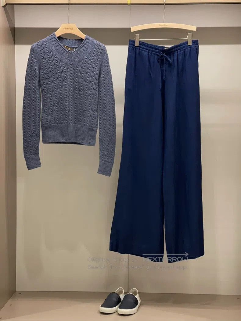 Loro Piana Loro Piana Mist Blue Baby Cashmere V-Neck Sweater Size XXS / US 00 / IT 34 - 6 Thumbnail