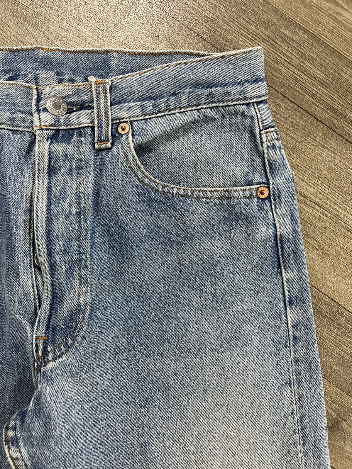 Levi's Vintage Clothing 🇺🇸1990s Vintage Levis 501XX 29x36 Light Blue Straight Jeans Size US 29 - 7 Thumbnail