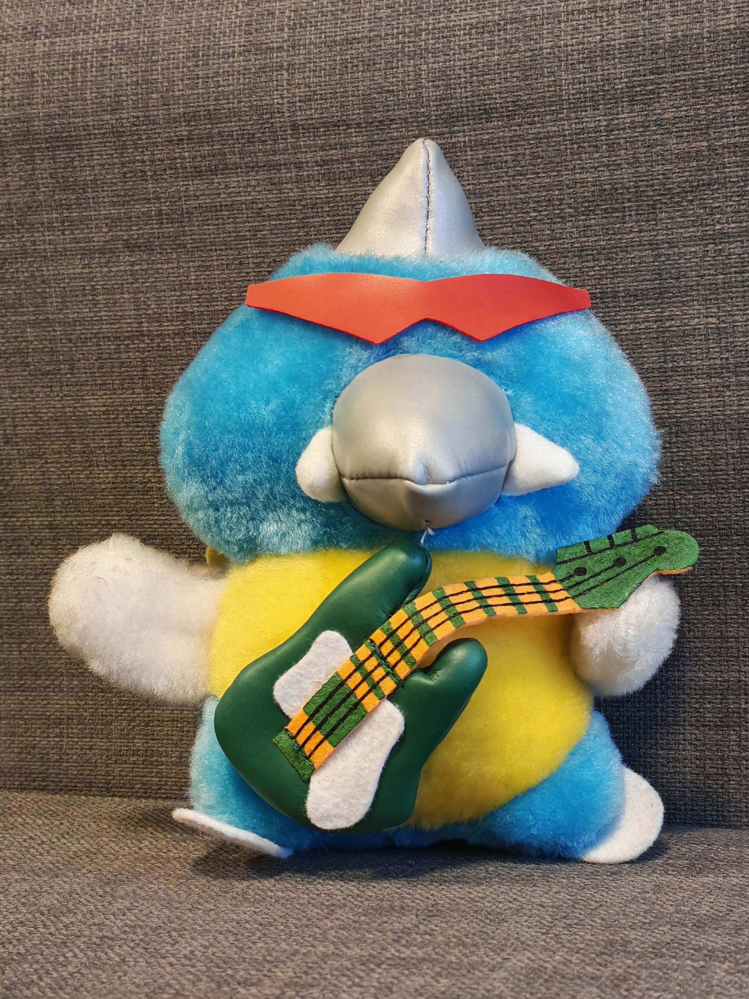 Vintage Vintage Godzilla Live Guitar Gigan Banpresto '93 Plush Japan Size ONE SIZE - 2 Thumbnail