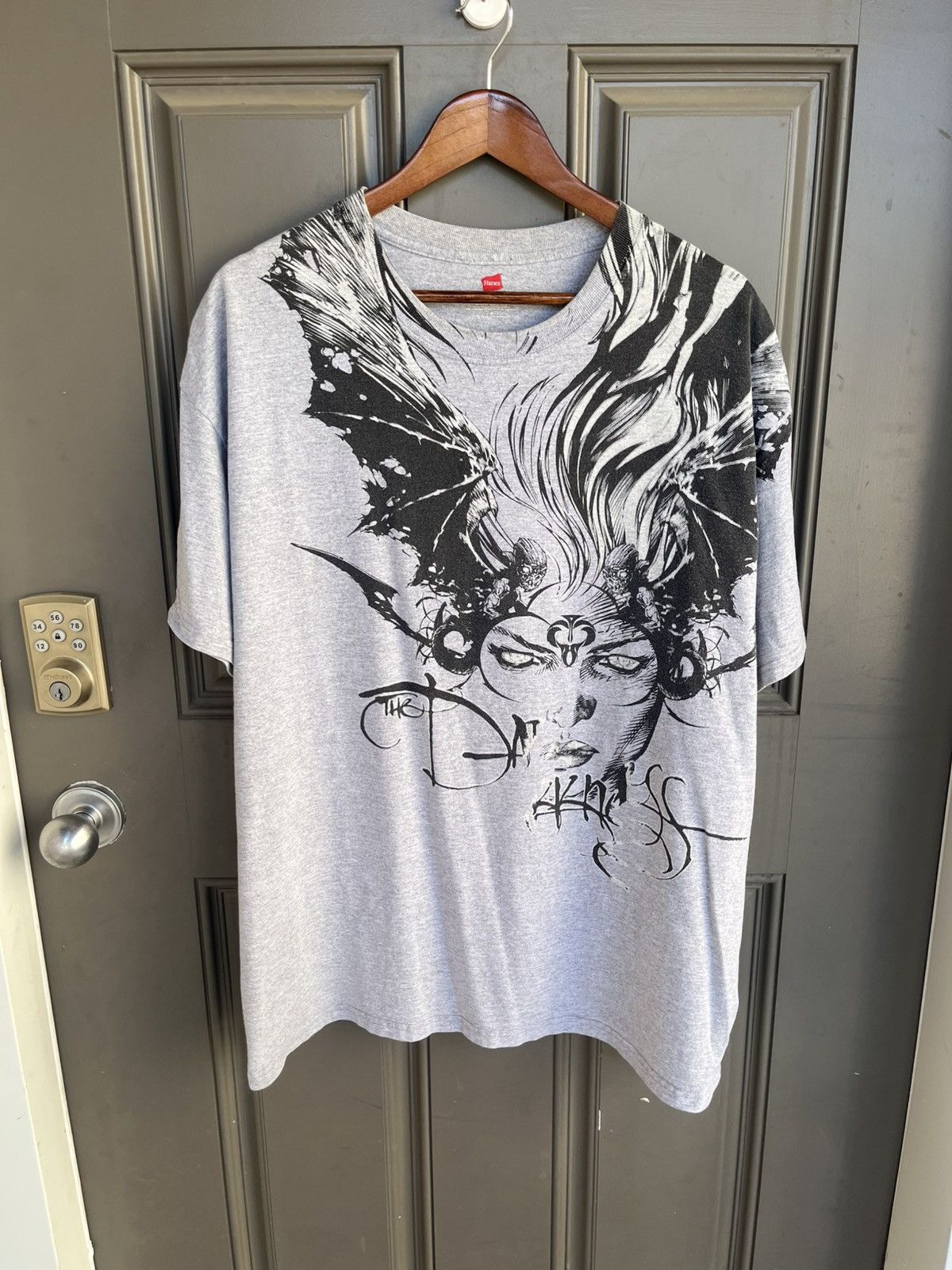 Vintage Vintage Y2K Gothic Print ‘The Darkness’ T-Shirt Size US XL / EU 56 / 4 - 1 Thumbnail