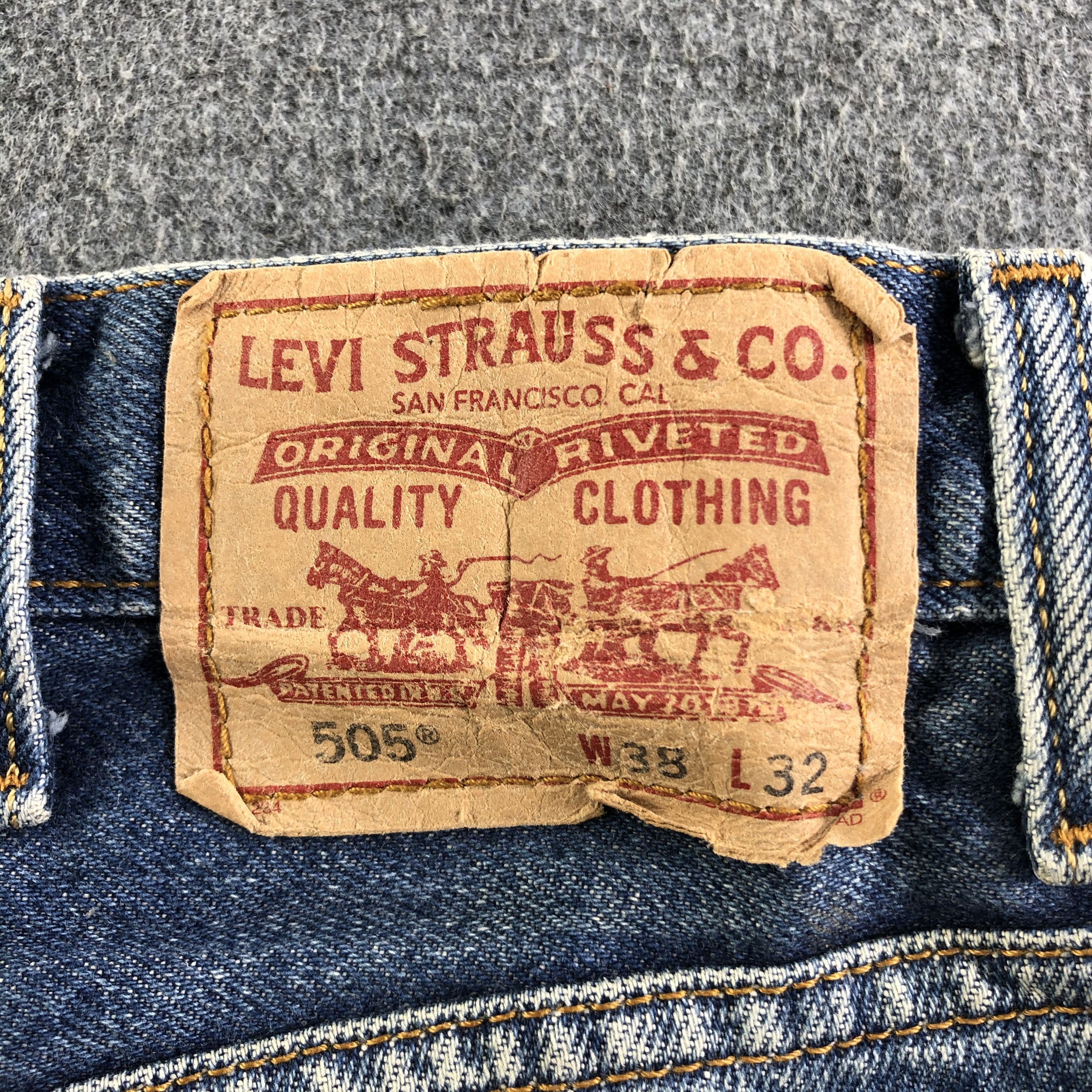Levi's Vintage Blue Wash Levis 505 Jeans-J3334 Size US 39 - 5 Thumbnail