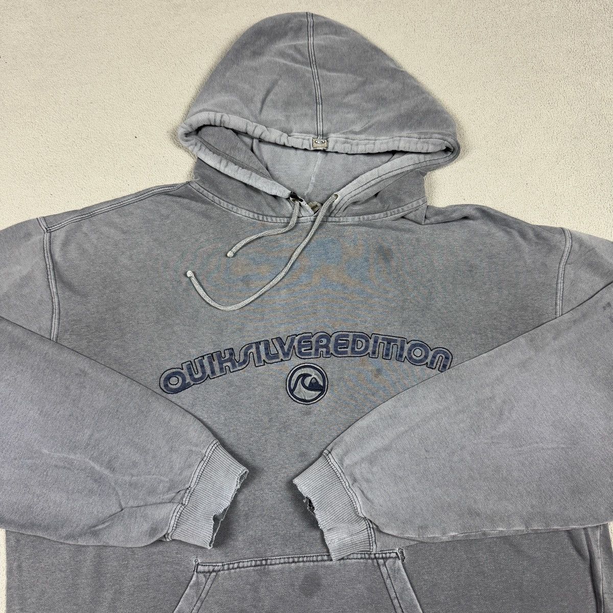 Quiksilver RARE Trashed Quiksilver Sun Faded Paper Thin Hoodie XL Size US XL / EU 56 / 4 - 5 Thumbnail