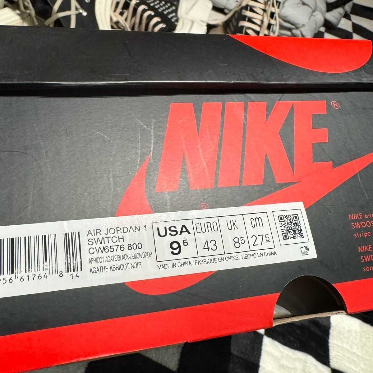 Jordan Brand NEW JORDAN 1 SWITCH APRICOT LEMON DROP 9.5US Size US 9.5 / EU 42-43 - 11 Thumbnail