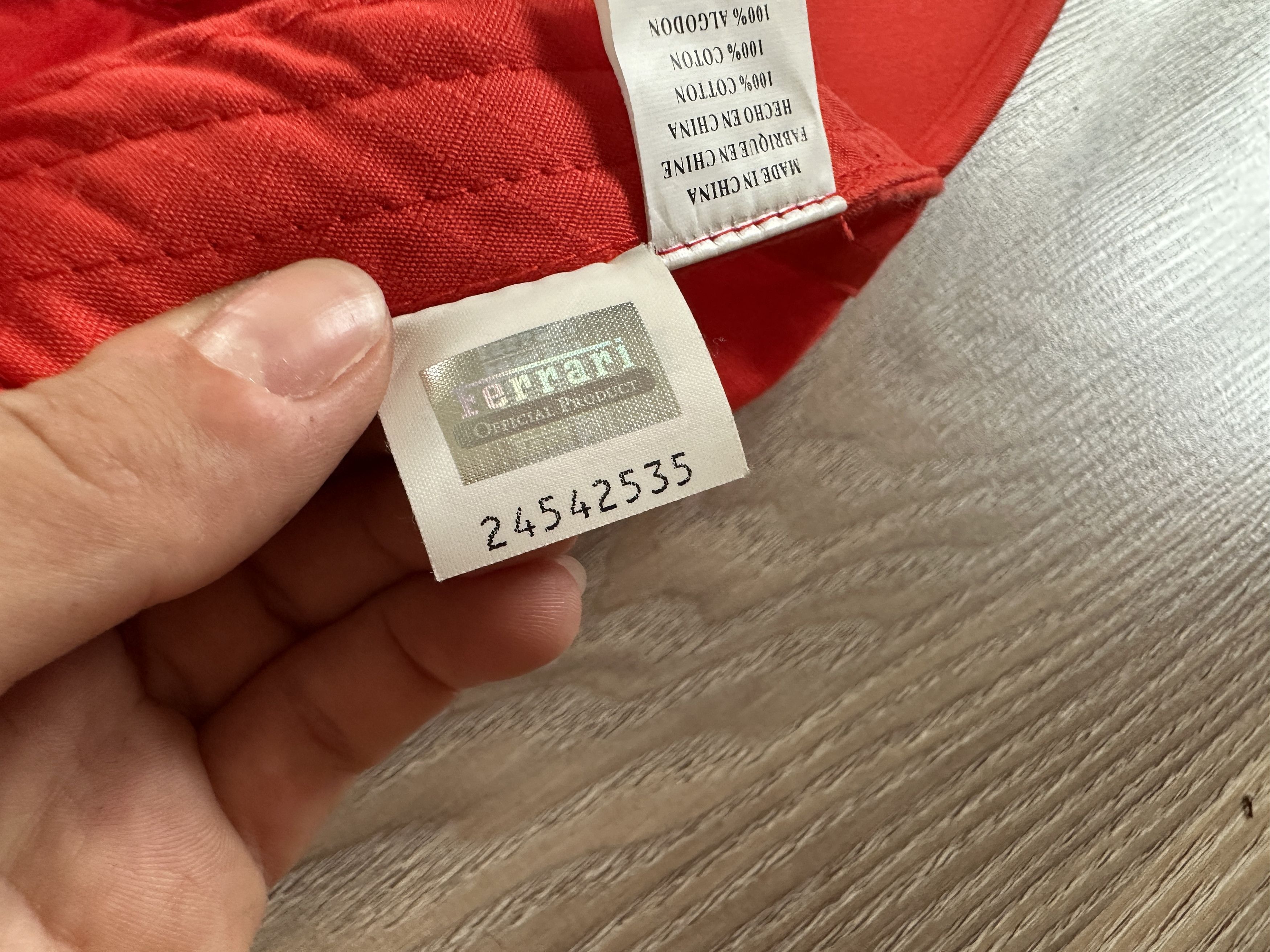 Ferrari × Vintage Vintage Ferrari Gear V8 Red Baseball Cap Size ONE SIZE - 8 Thumbnail
