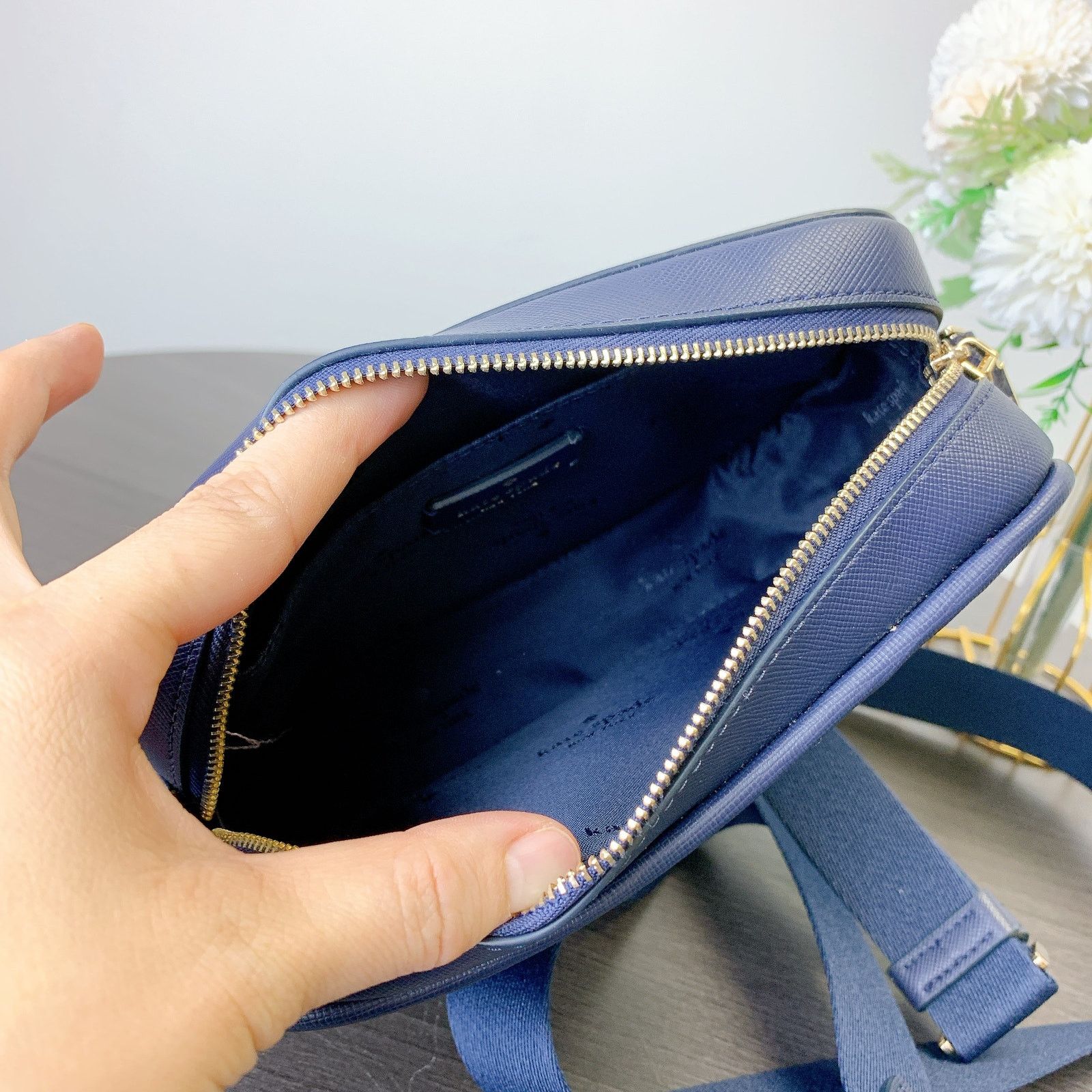 Kate Spade kate spade KH777 Madison Vase Floral Mini Camera Bag Blue Size ONE SIZE - 8 Thumbnail