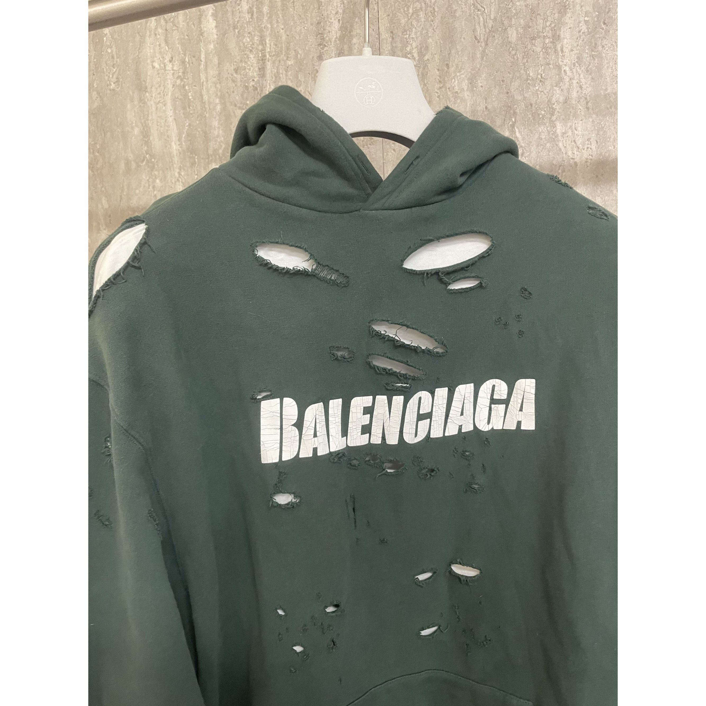 Balenciaga Balenciaga Distressed Green Hoodie With Front Logo Design Size XXS / US 00 / IT 34 - 5 Thumbnail