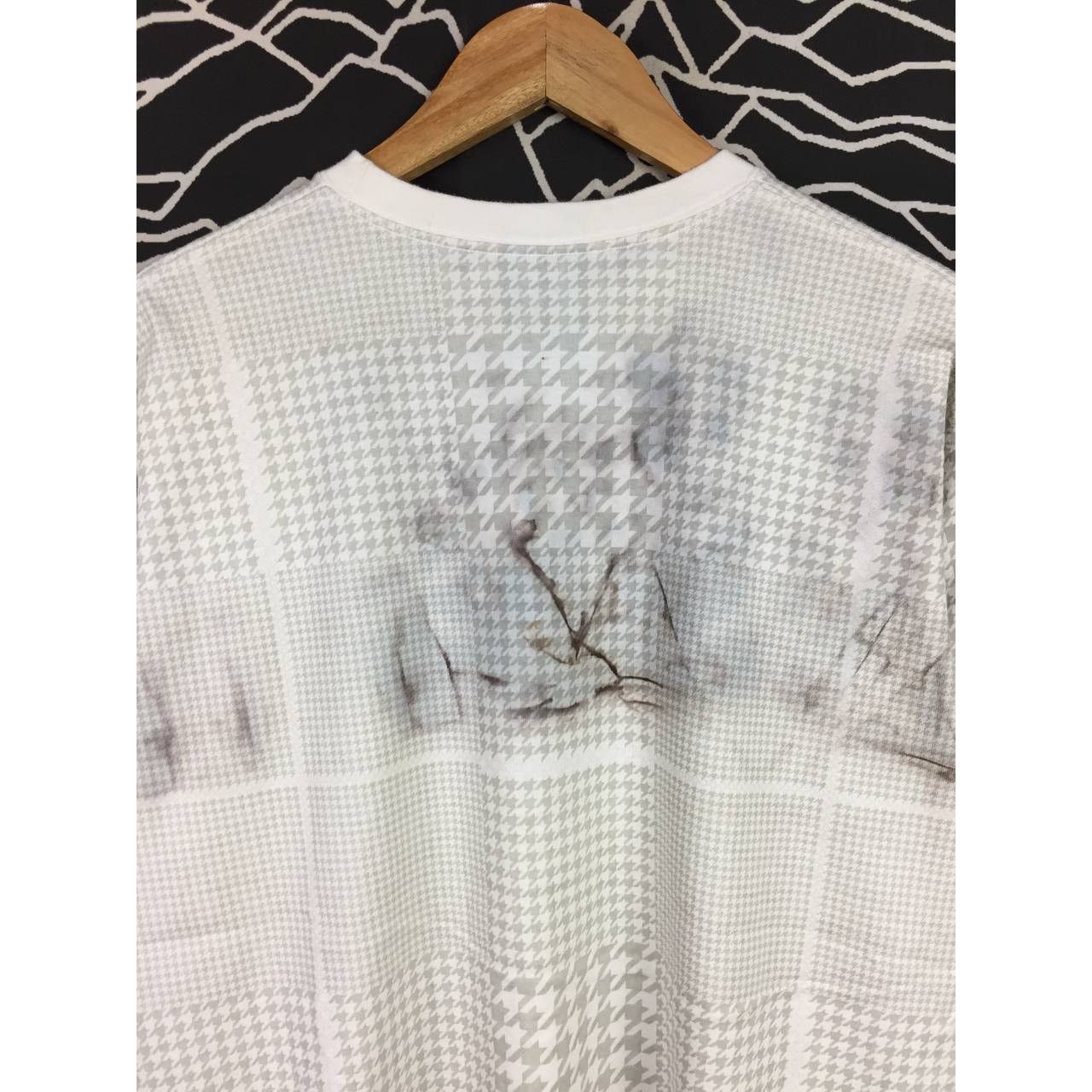 Japanese Brand × Swagger × Vintage Vtg Y2K Swagger Made In Japan Patterned Long Sleeve Tee Size US L / EU 52-54 / 3 - 15 Thumbnail