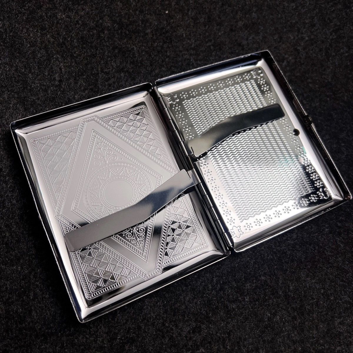 Vintage Dark Style Thick Smoking Cigarette Box Case Size ONE SIZE - 4 Thumbnail