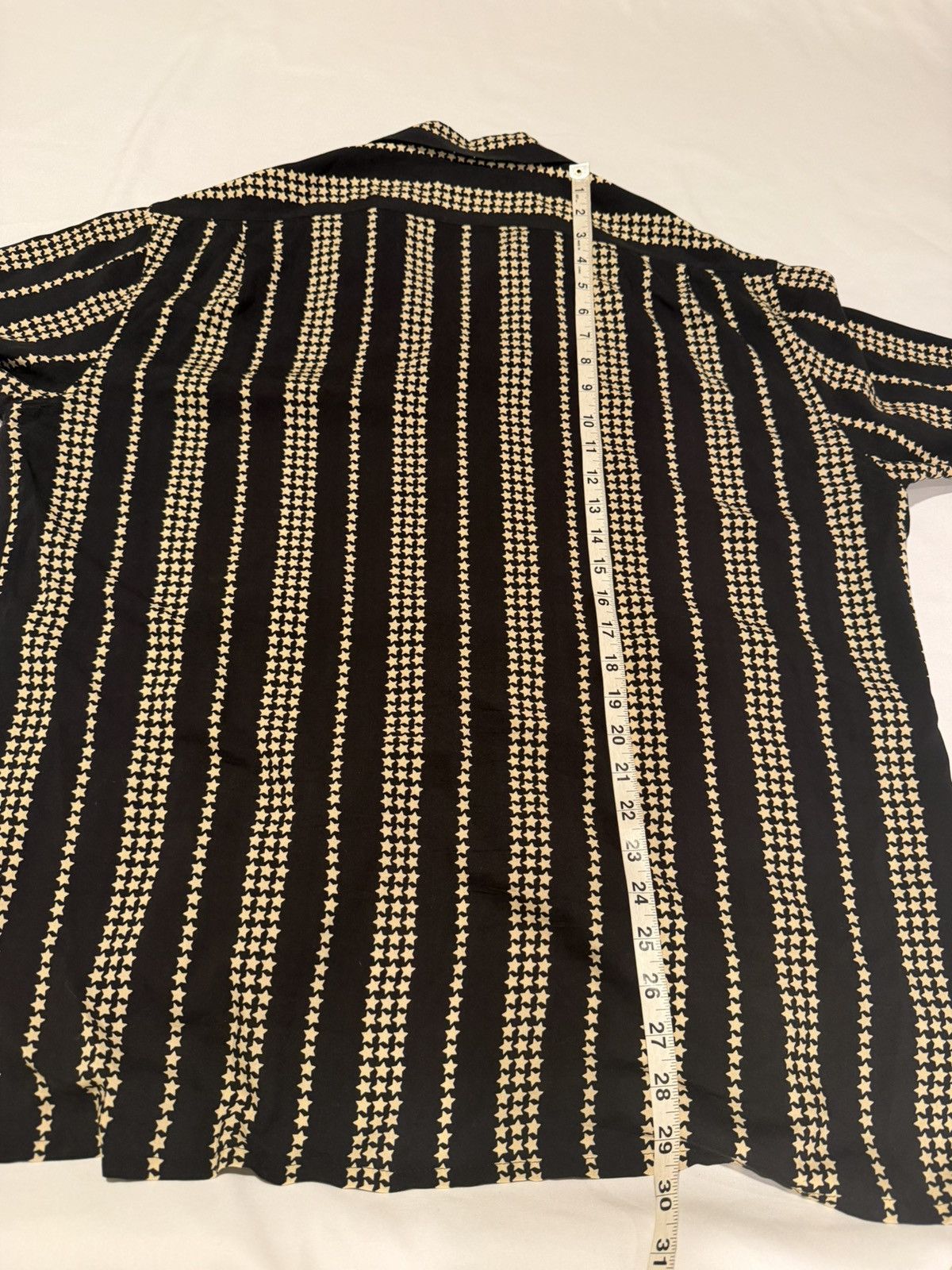 Saint Laurent Paris Saint Laurent men star print shirt. 44/17.5/XXL. $890 Size US XXL / EU 58 / 5 - 10 Thumbnail