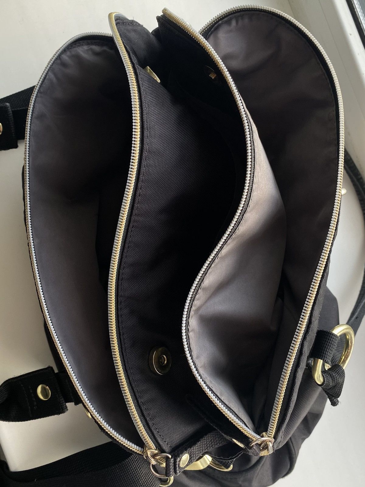 Other George Gina Lucy Black Designer Bag Gold Hardware Size ONE SIZE - 11 Thumbnail