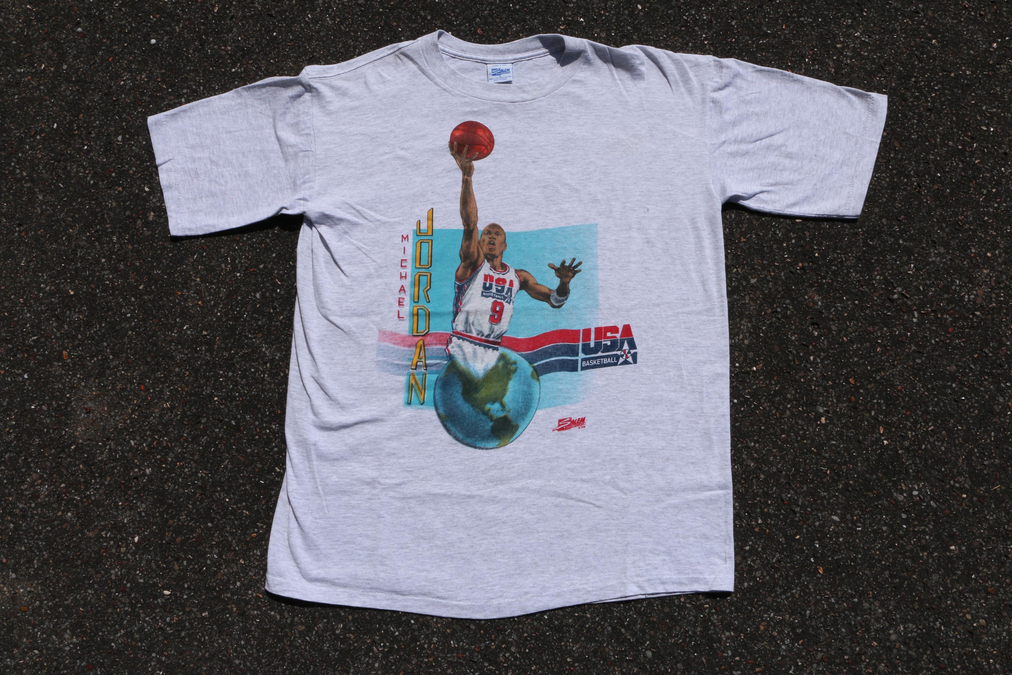 Salem Sportswear Vintage Michael Jordan T-shirt Salem Tag USA 90s NBA Size US L / EU 52-54 / 3 - 1 Thumbnail