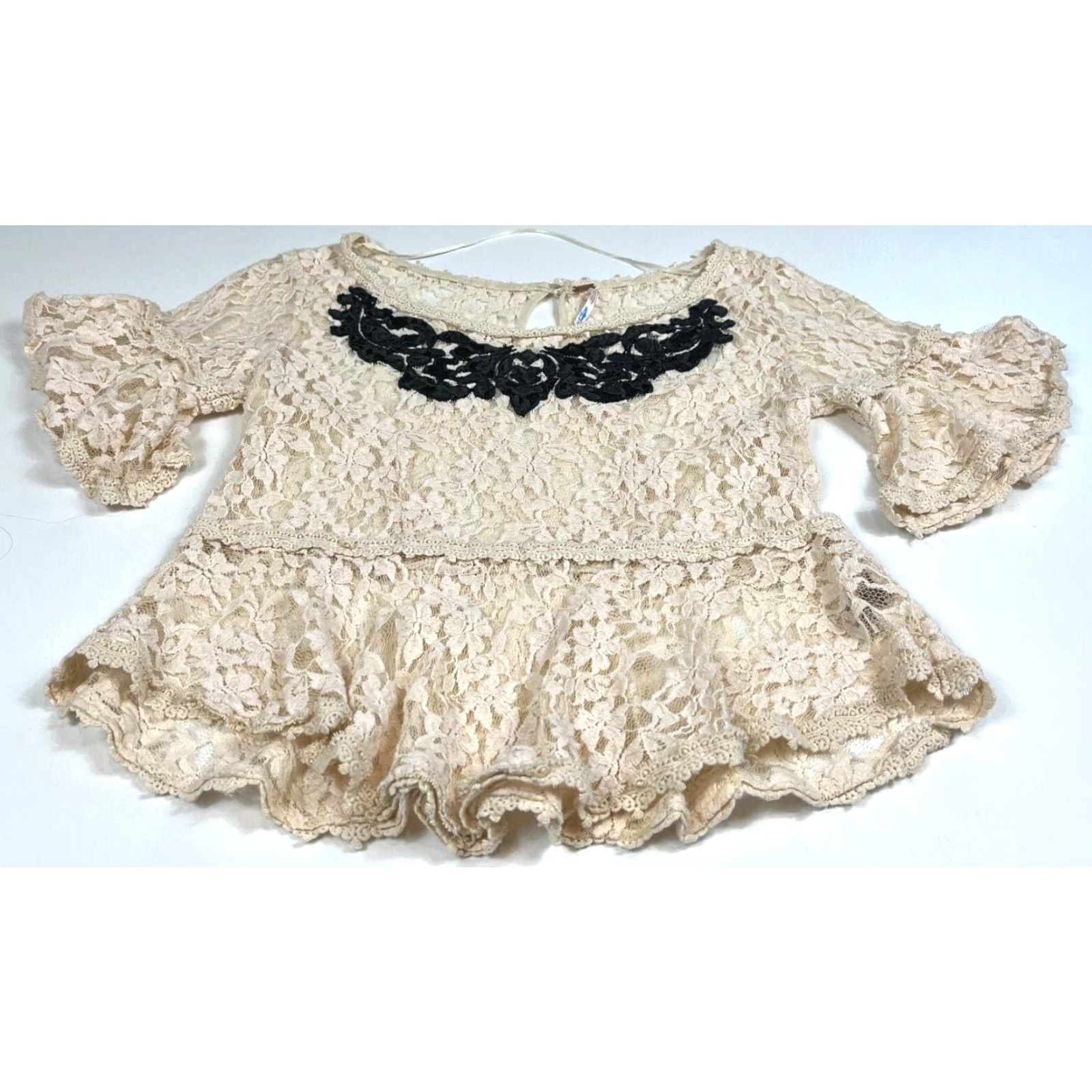 Free People Free People Women’s Short Sleeve Top Floral Lace Sheer Sz S Blouse Beige Bohemian, Hippie Style Womens Size S / US 4 / IT 40 - 3 Thumbnail