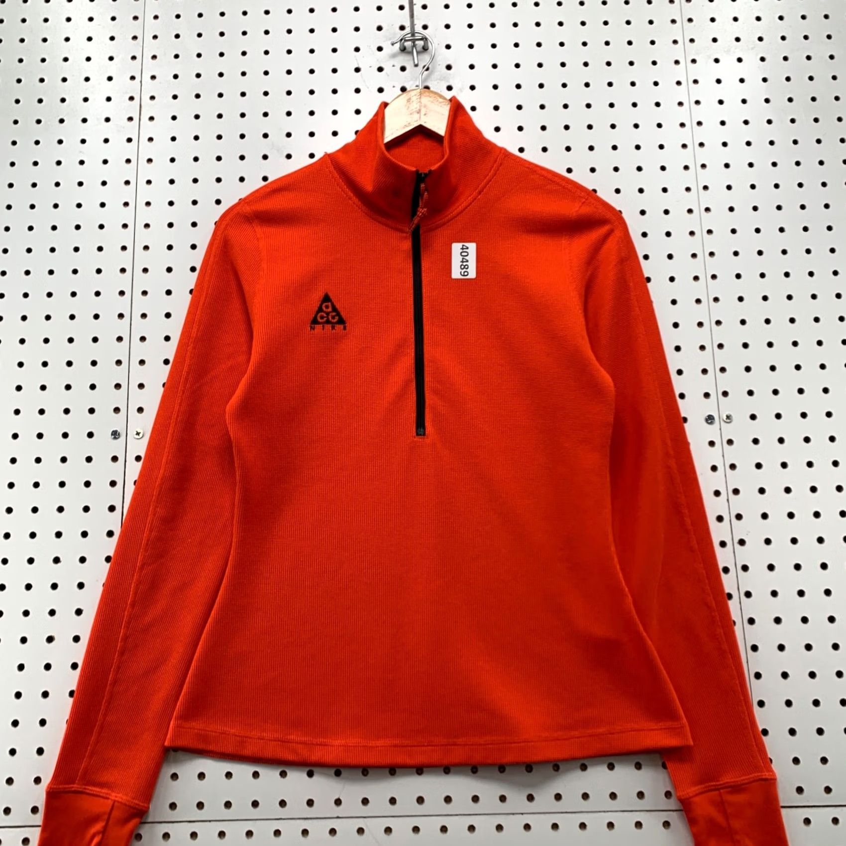 Nike Nike ACG Active Top Womens Medium Orange Long Sleeve Pullover 1/2 Zip Size M / US 6-8 / IT 42-44 - 4 Thumbnail