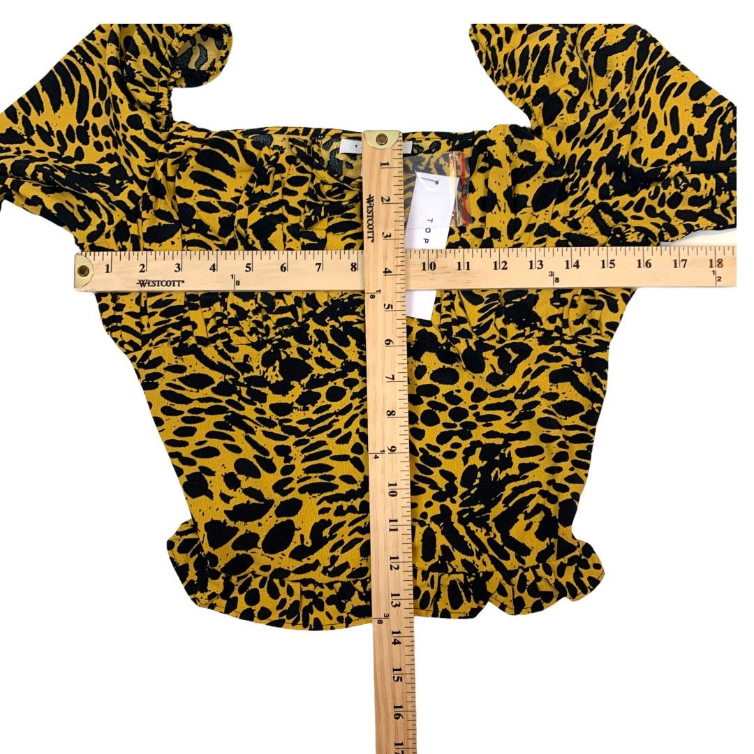 Topshop Topshop Ruched Sleeve Animal Print Peplum Ruffle Top 4 S Size S / US 4 / IT 40 - 4 Thumbnail