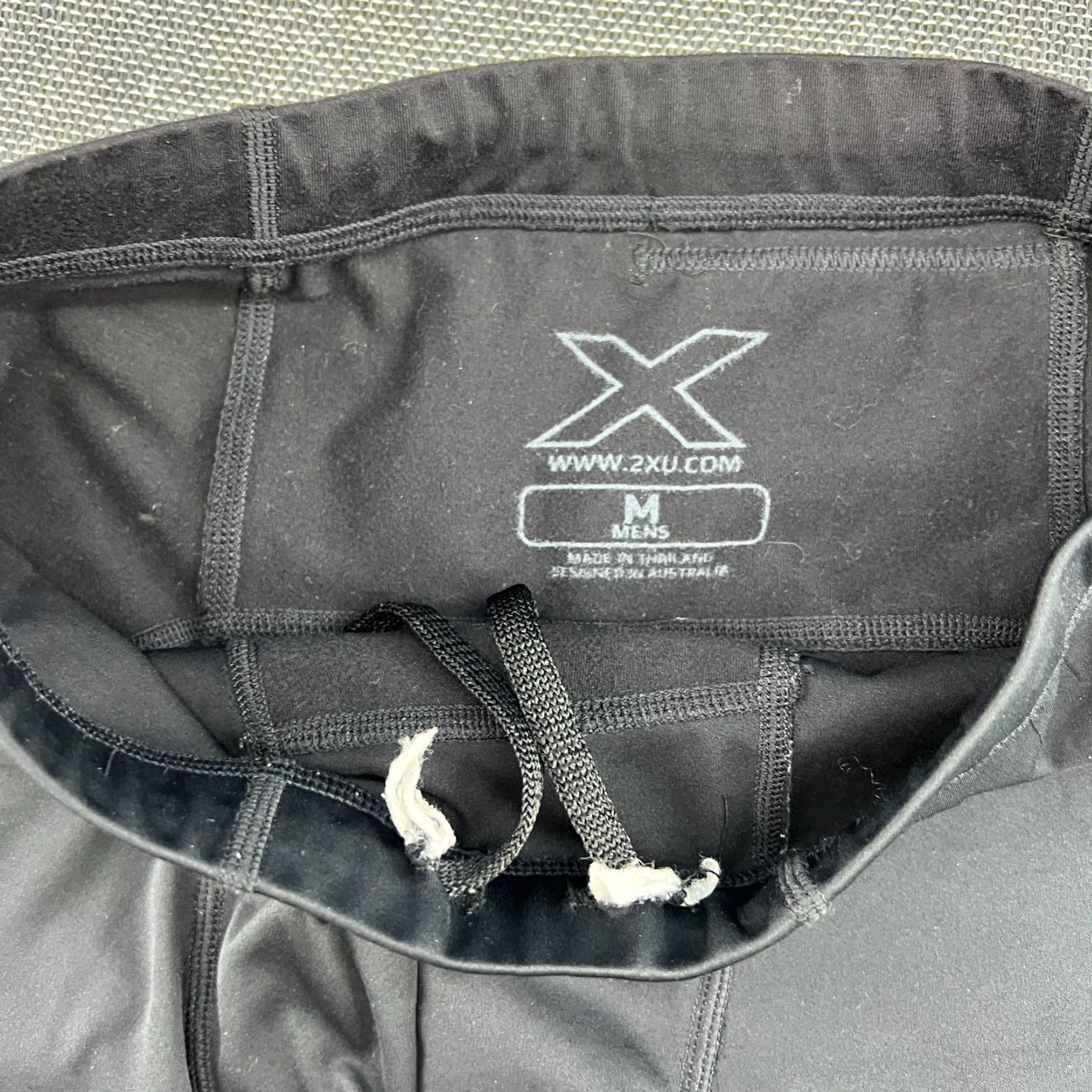 2XU 2XU Wind Defence Mens Compression Pants Sz M Running Sport Black Tights Athletic Size US 31 - 4 Thumbnail