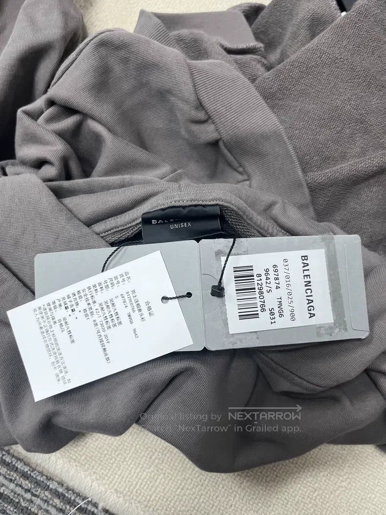 Balenciaga Balenciaga Letter Logo Hooded Sweatshirt for Women Size US XS / EU 42 / 0 - 5 Thumbnail