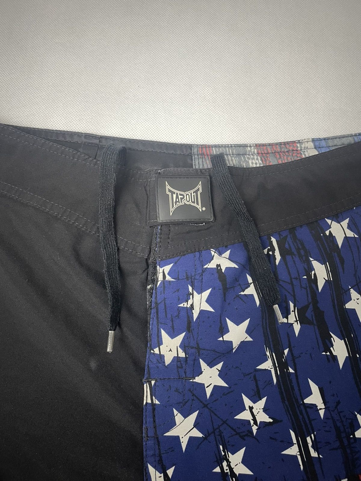 Tapout Tapout MMA UFC USA Fighter Shorts American Flag Size 34 Mens Size US 34 / EU 50 - 4 Thumbnail