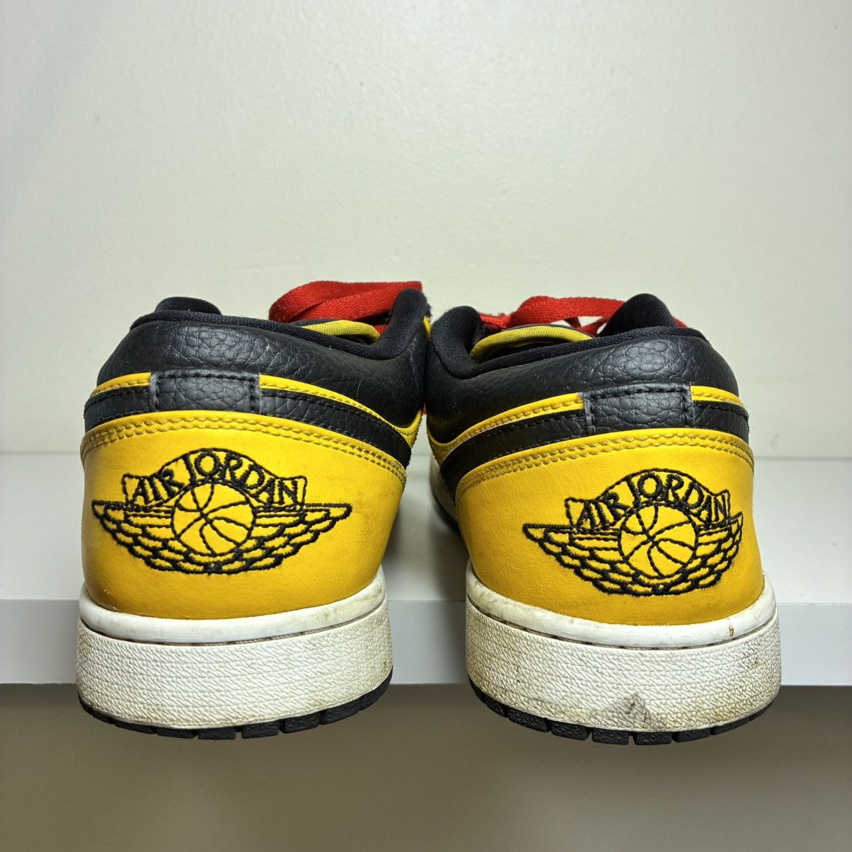 Jordan Brand Men's Size 10.5 Nike Air Jordan 1 Low University Gold Black Size US 10.5 / EU 43-44 - 4 Thumbnail
