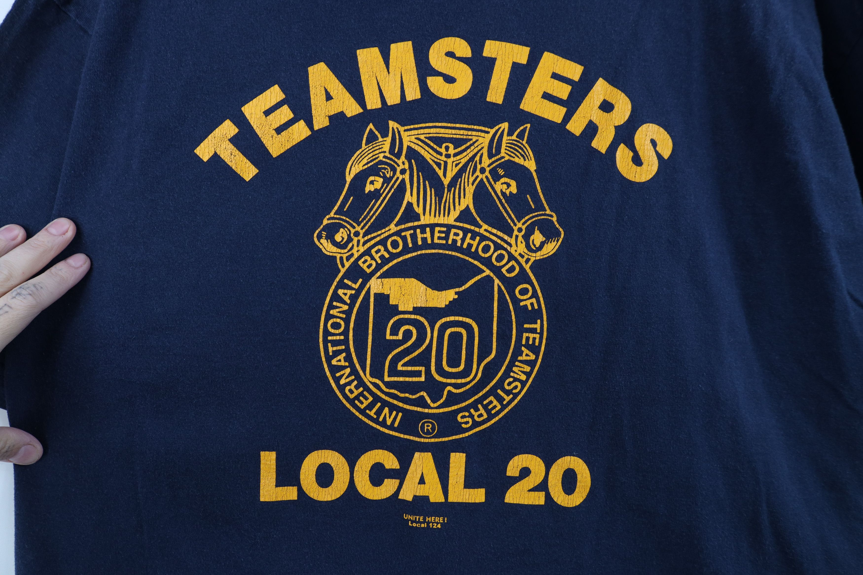Vintage Vintage 90s Streetwear Teamsters Union Local 20 T-Shirt USA Size US L / EU 52-54 / 3 - 4 Thumbnail