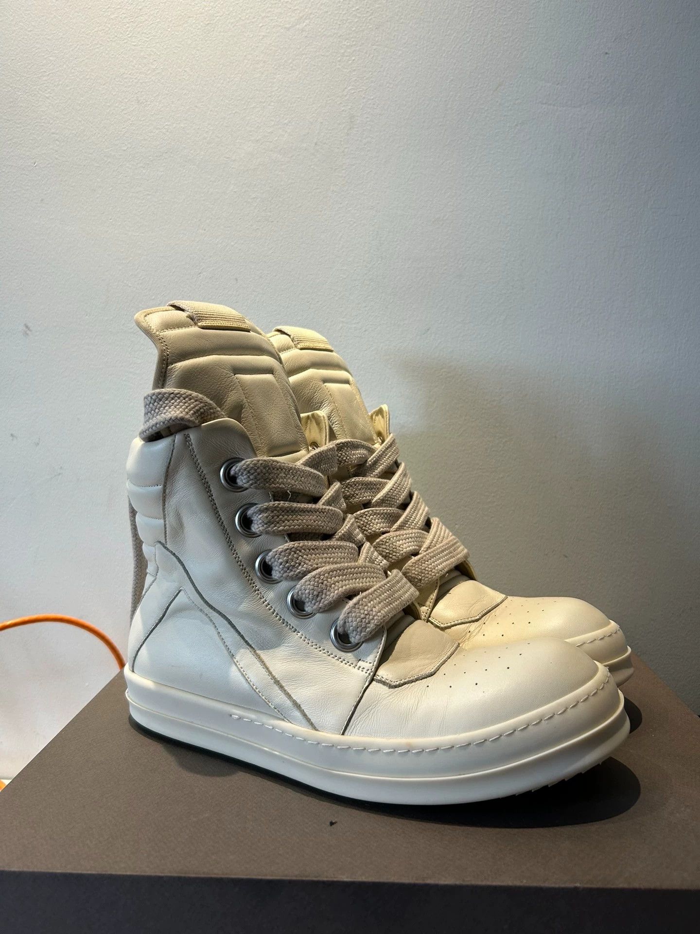 Rick Owens Rick Owens main line all-white chunky lace-up triangle shoes Size US 9 / EU 42 - 4 Thumbnail